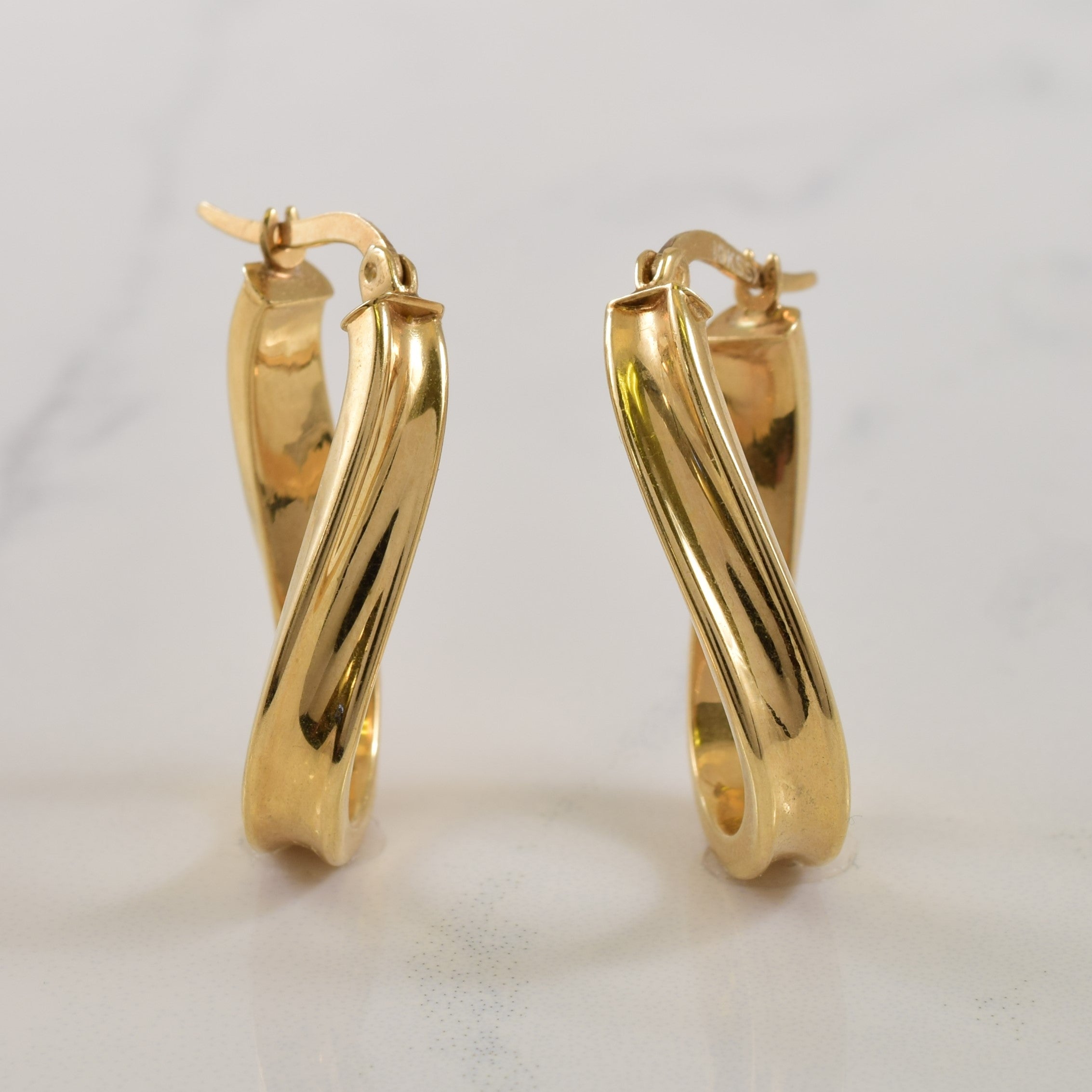 10k Yellow Gold Soft Hoop Earrings |