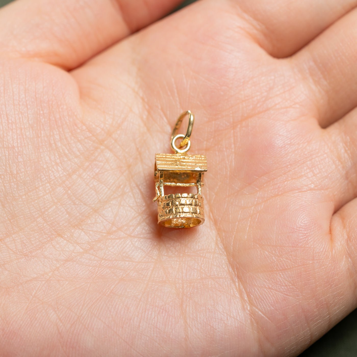 14k Yellow Gold Wishing Well Charm