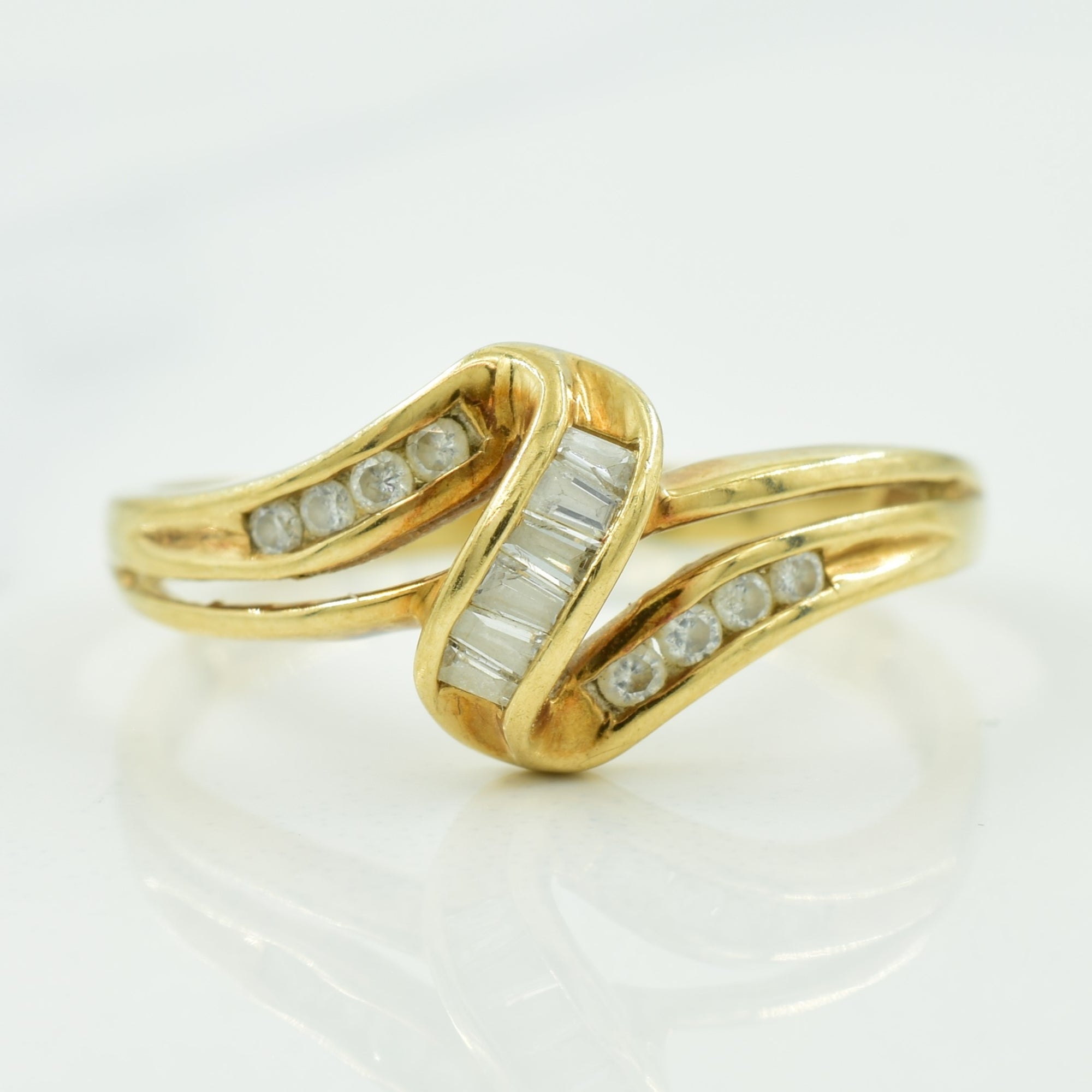 Diamond Bypass Ring | 0.22ctw | SZ 8.5 |