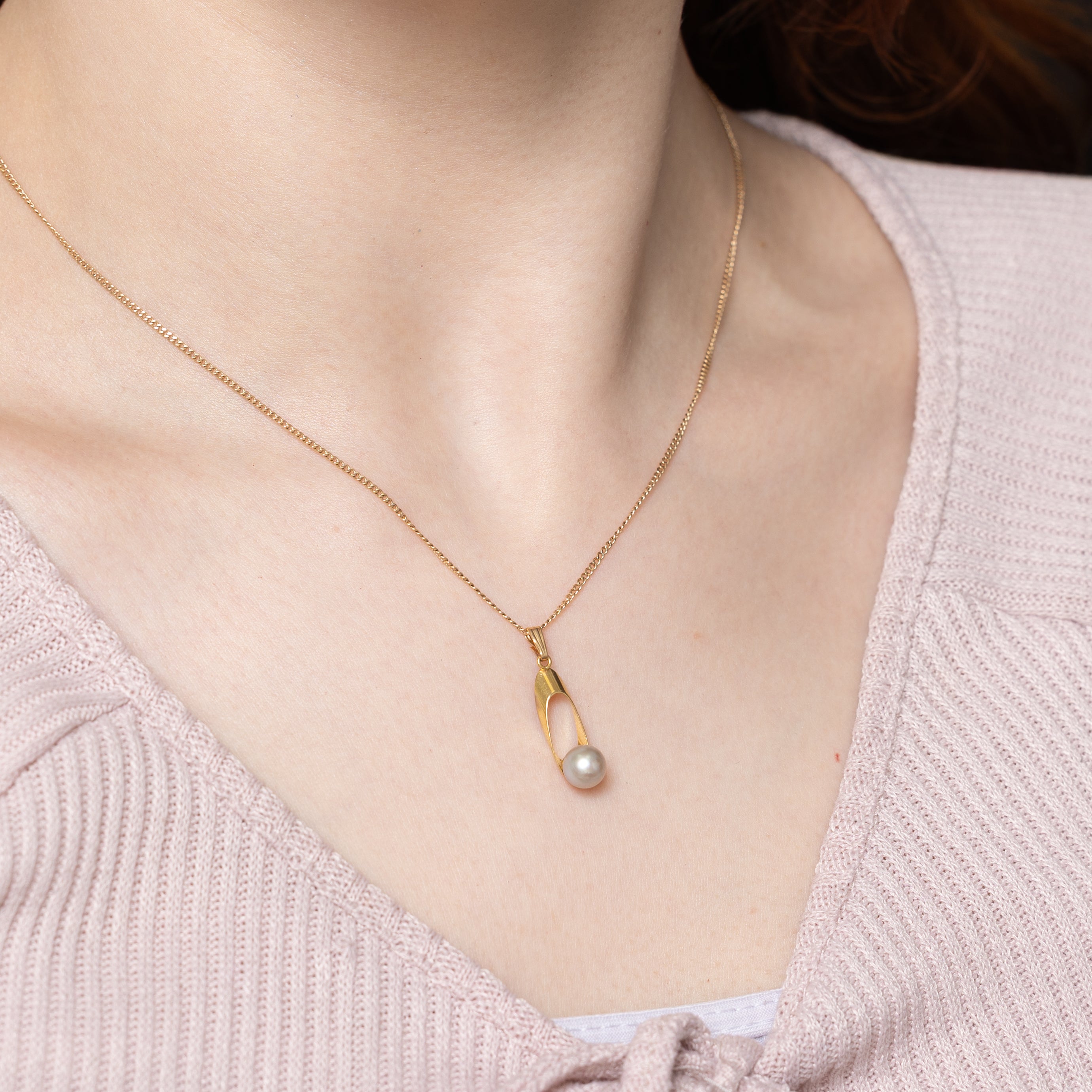 Pearl Drop Pendant
