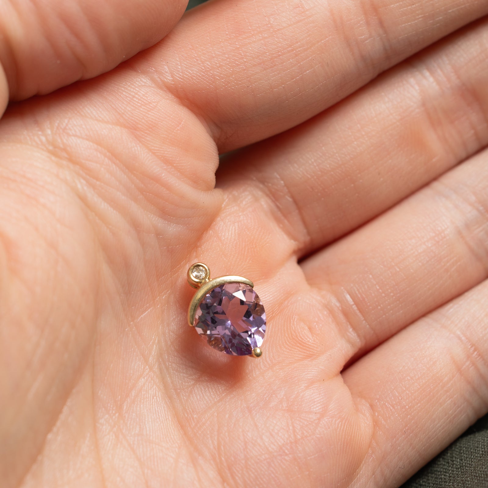Trilliant Cut Amethyst & Diamond Pendant | 2.60ct, 0.01ct |