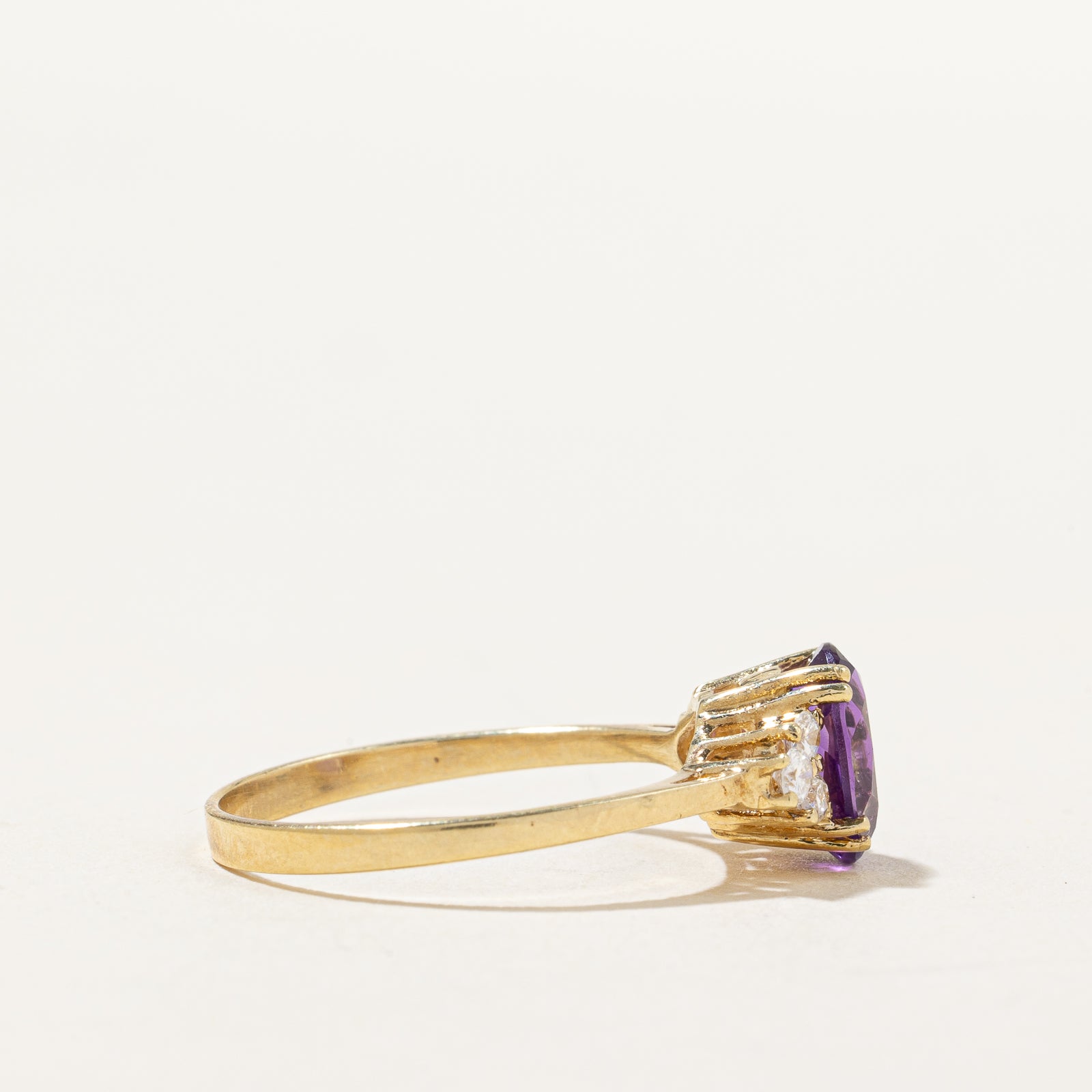 Oval Cut Amethyst & Diamond Ring | 1.00ct, 0.18ctw | SZ 7.25 |