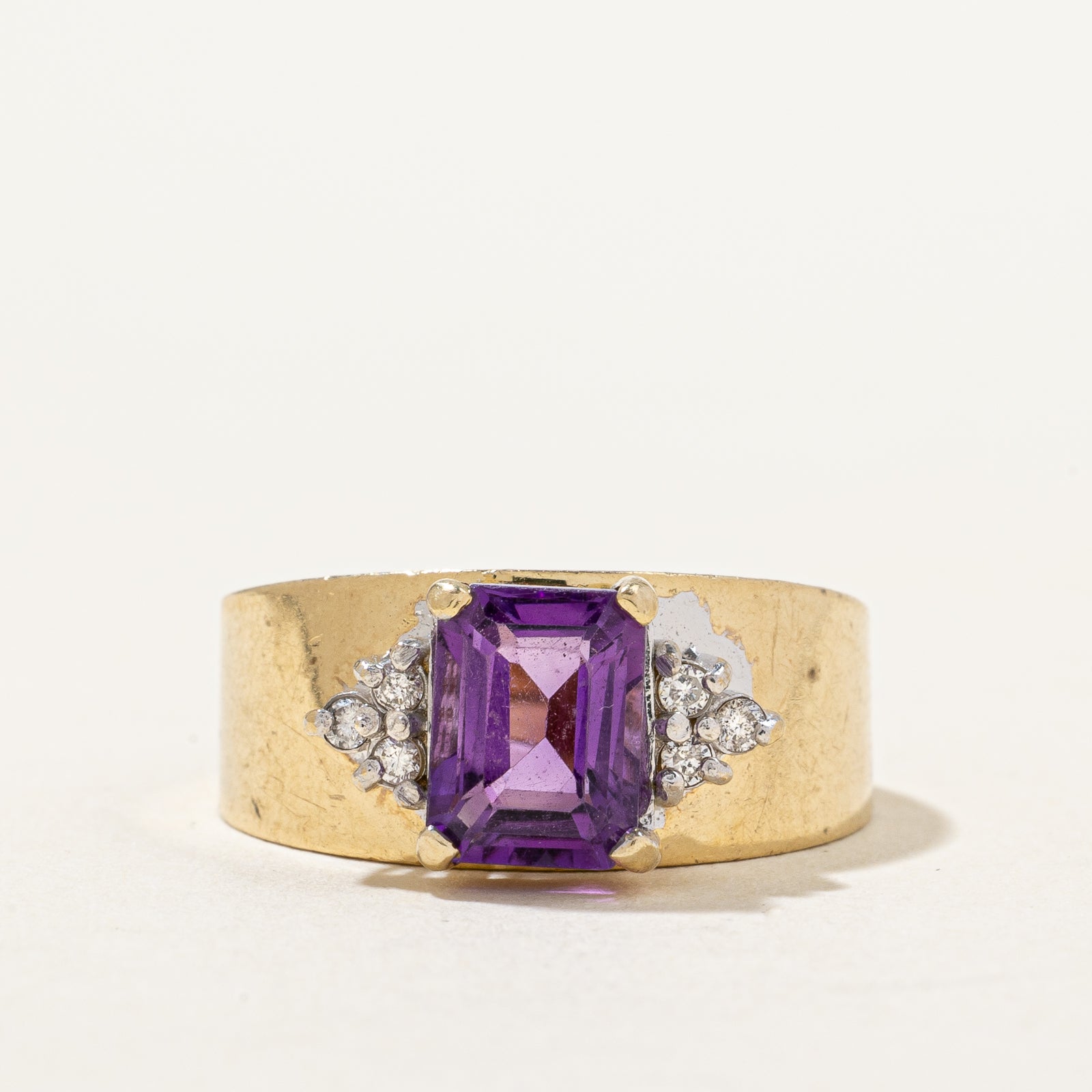 Bague cocktail en améthyste et diamants | Diamants : 1,50 ct (0,10 ct au total) | Taille 6,5 | 