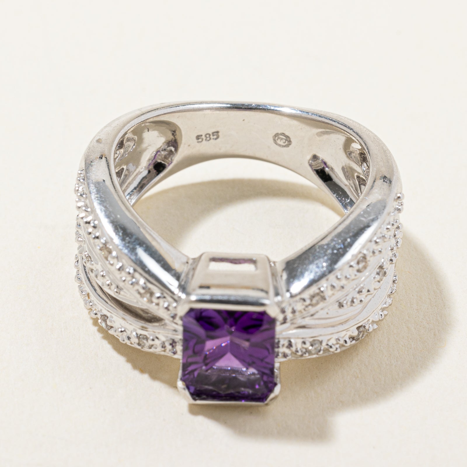 Amethyst & Diamond Reverse Tapered RIng | 1.30ct, 0.05ctw | SZ 6.5 |