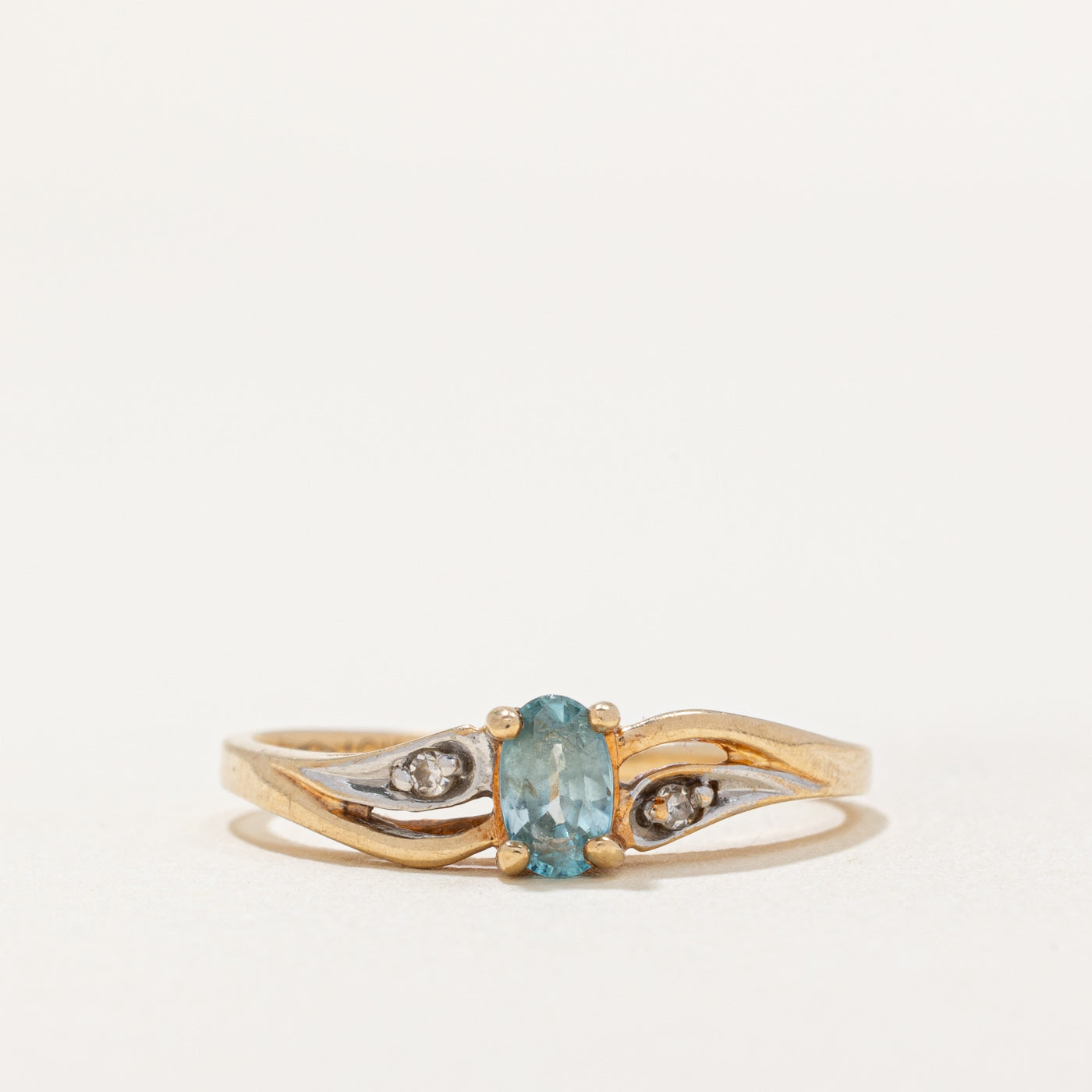 Oval Cut Topaz & Diamond Ring | 0.20ct, 0.01ctw | SZ 6.25 |