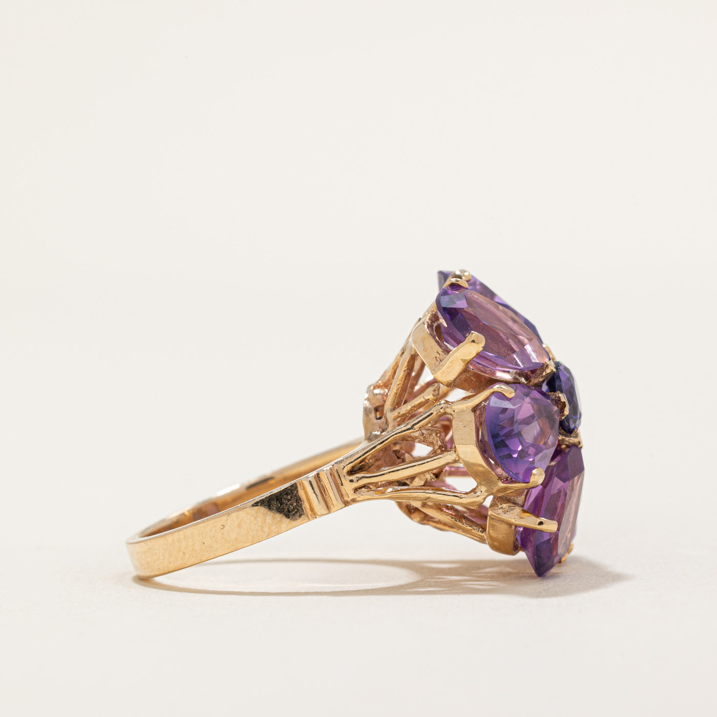Synthetic Colour Change Sapphire Flower Ring | 12.60ctw | SZ 6.75 |
