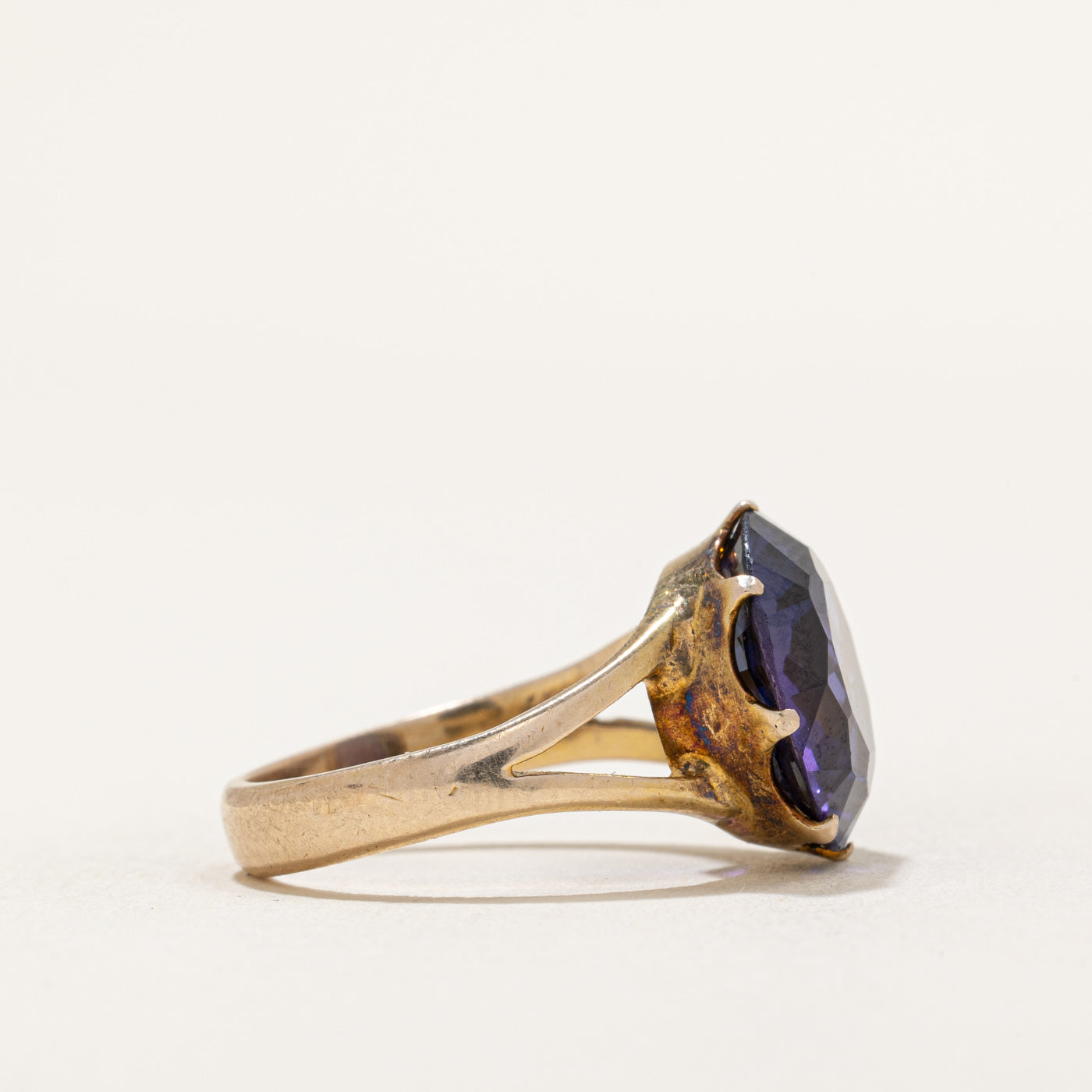 Synthetic Colour Change Sapphire Cocktail Ring | 7.50ct | SZ 4.75 |