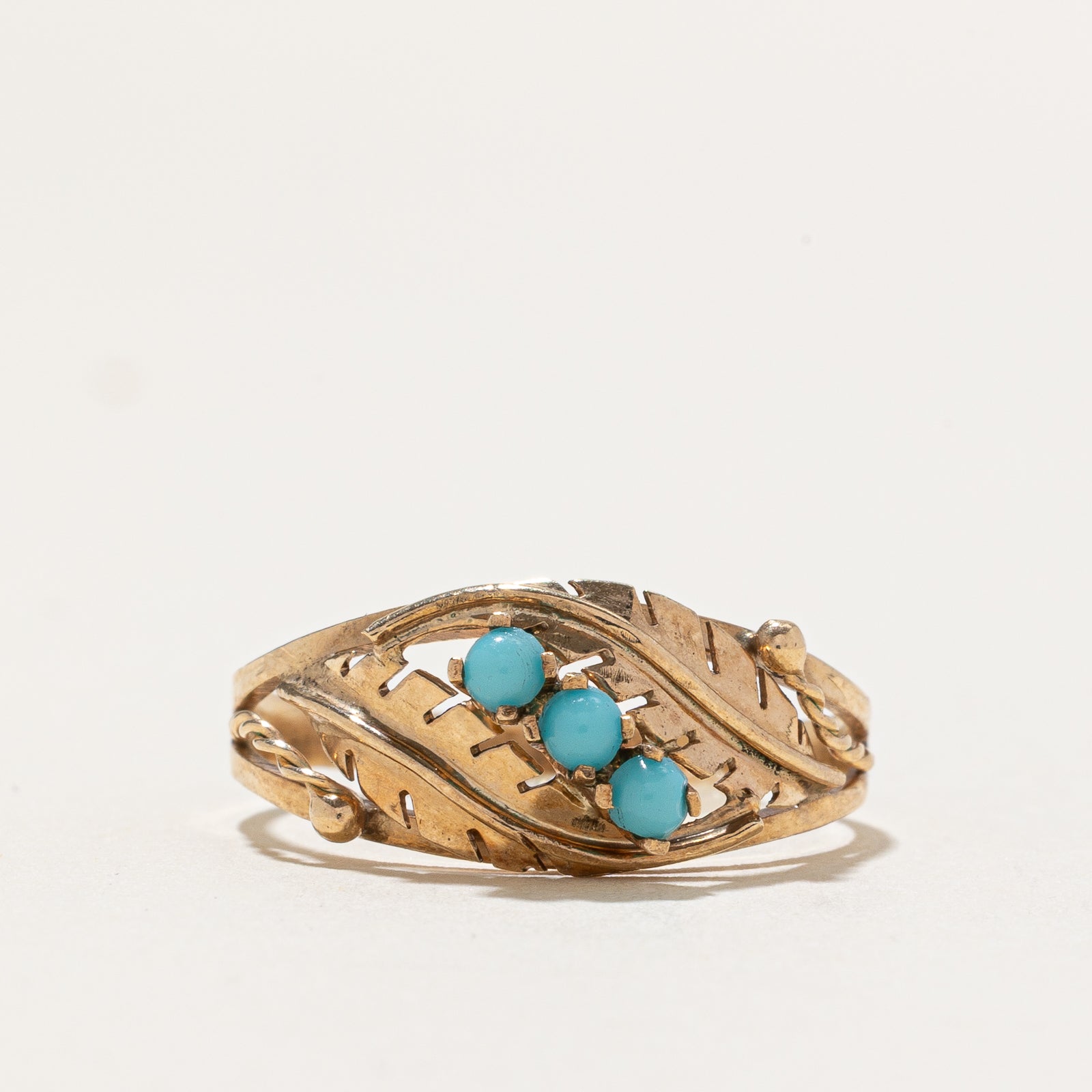 Bague vintage en turquoise à motif feuille diagonale (0,18 ct) | Taille 7,75