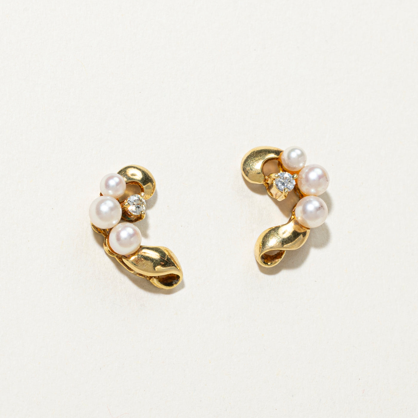 18K Diamond & Pearl Floral Stud Earrings | 0.08ct