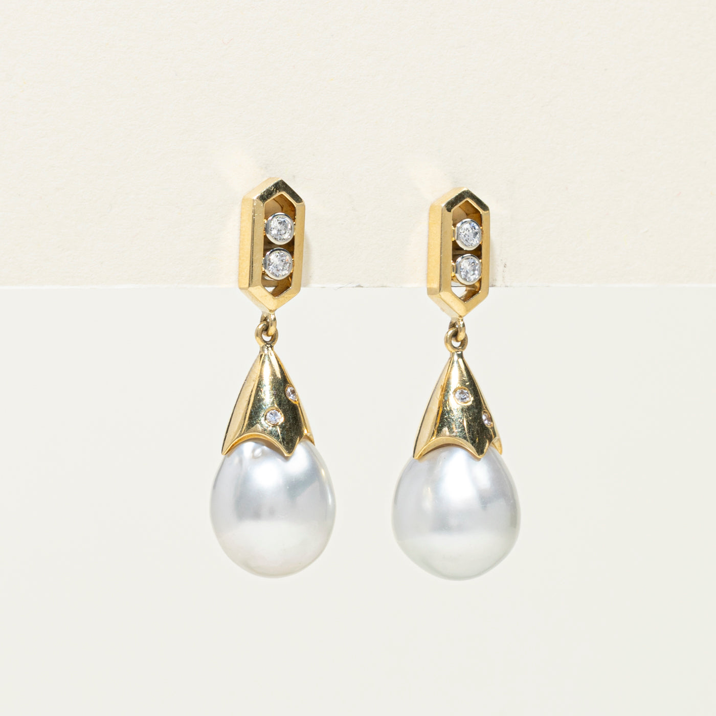 18K Pearl & Diamond Drop Earrings | 0.22ct