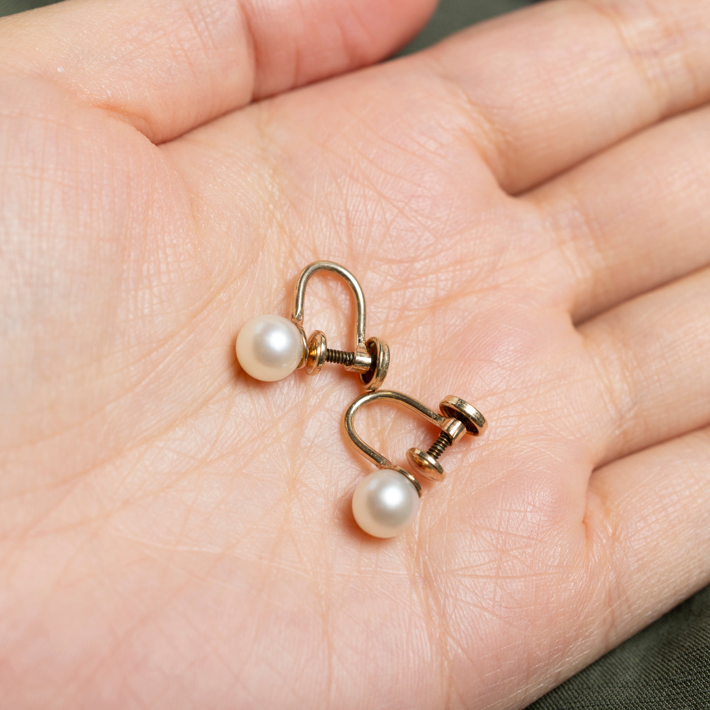 Boucles d'oreilles à clip en or 10 carats avec perles