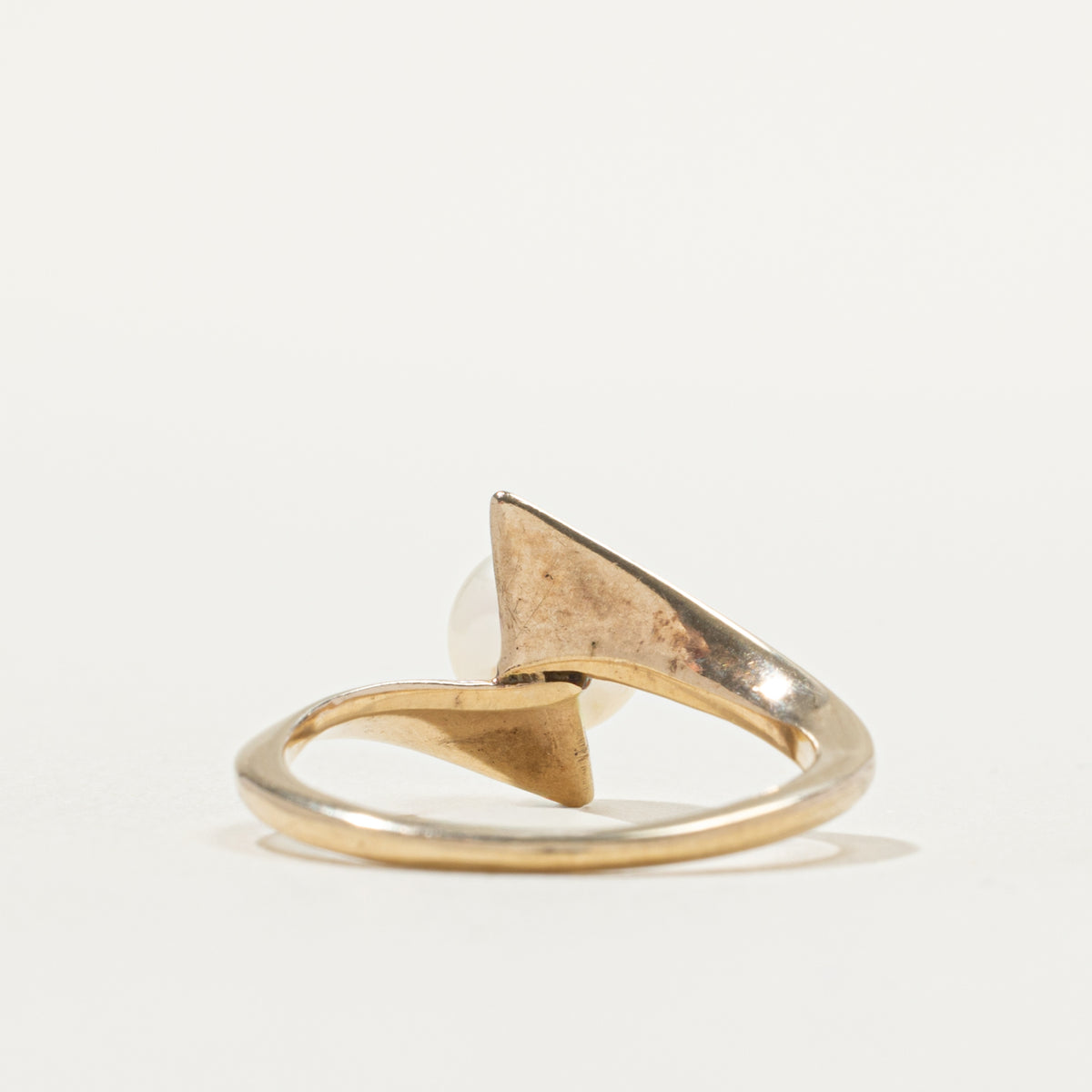 9k Pearl Geometric Abstract Bypass Ring | SZ 6.25