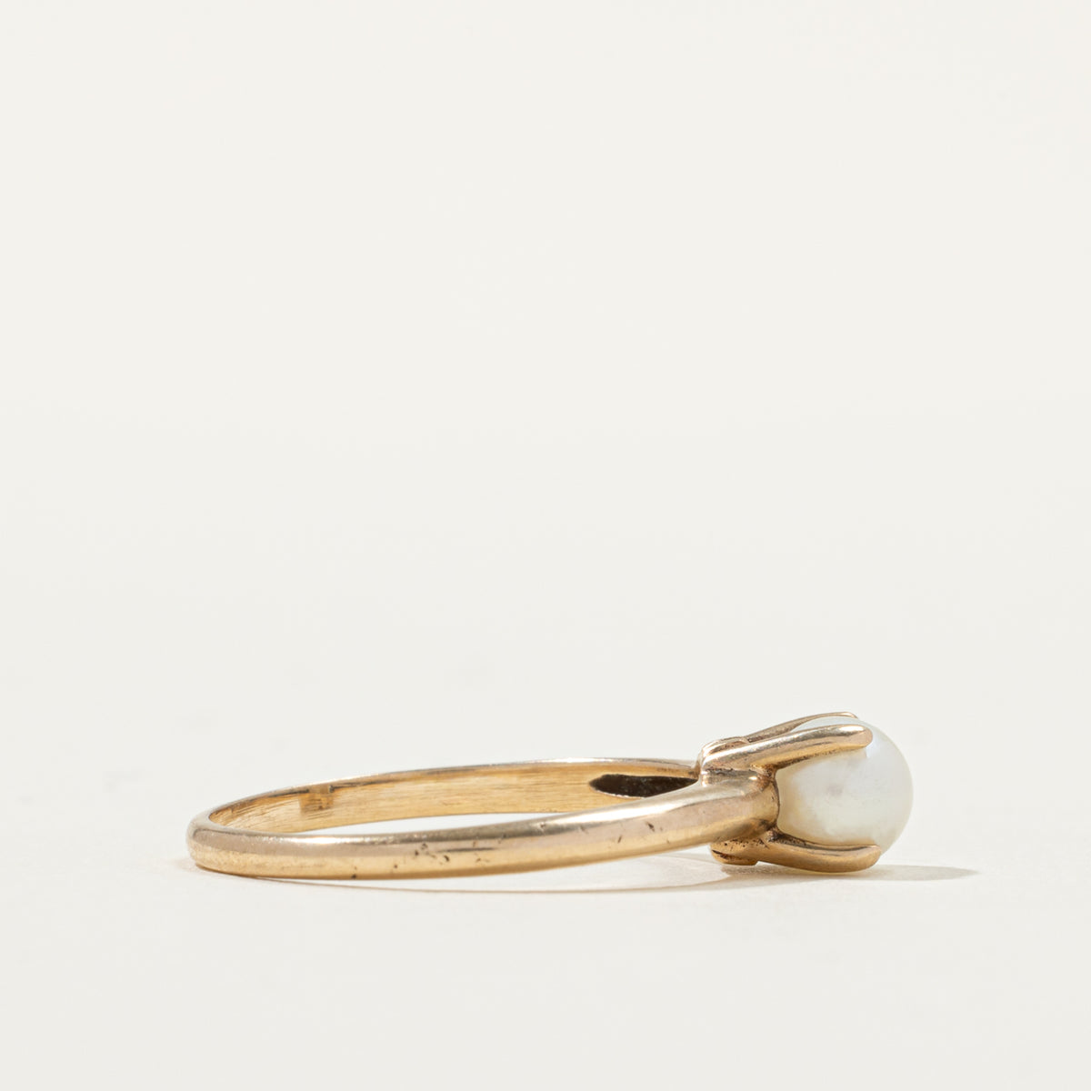 Vintage Canadian Solitaire Pearl Ring | SZ 6.25