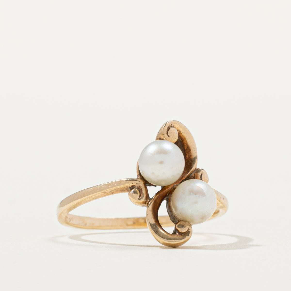 10k Two Stone Pearl Scrollwork Ring | SZ 5