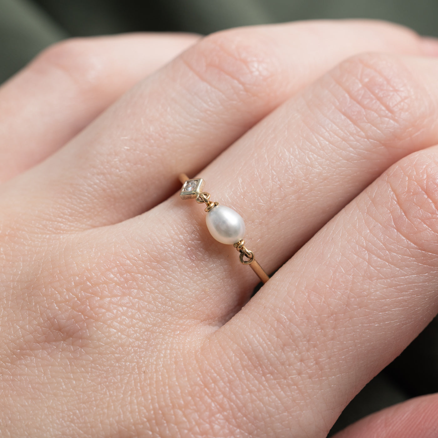 ル*W様 10K メレダイヤリング 10k Pearl & Diamond Chain Linked Ring | 0.03ct | SZ 5.25