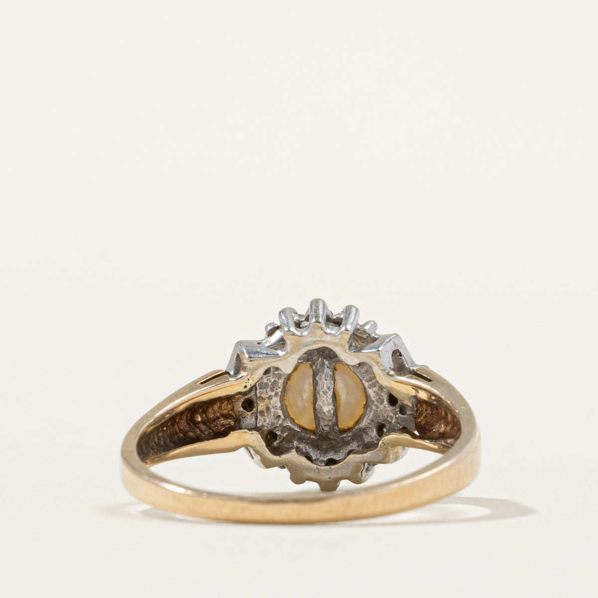 10k Pearl & Diamond Petal Halo Ring | 0.06ctw | SZ 5.75