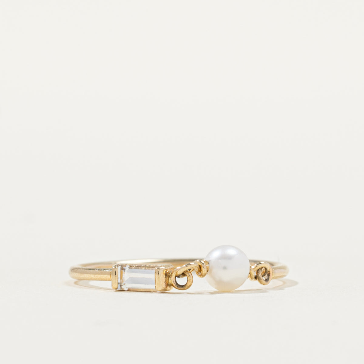 14k Two Stone Diamond & Pearl Chain Linked Ring | 0.05ctw | SZ 5.5