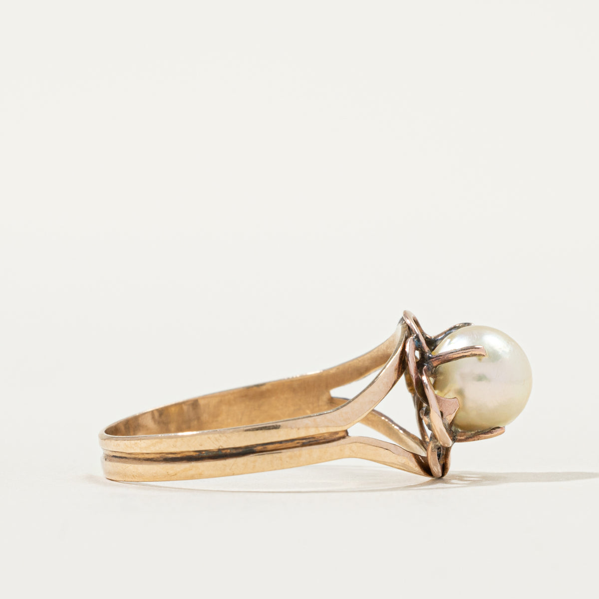 18k Solitaire Pearl Openwork Floral Ring | SZ 10.25