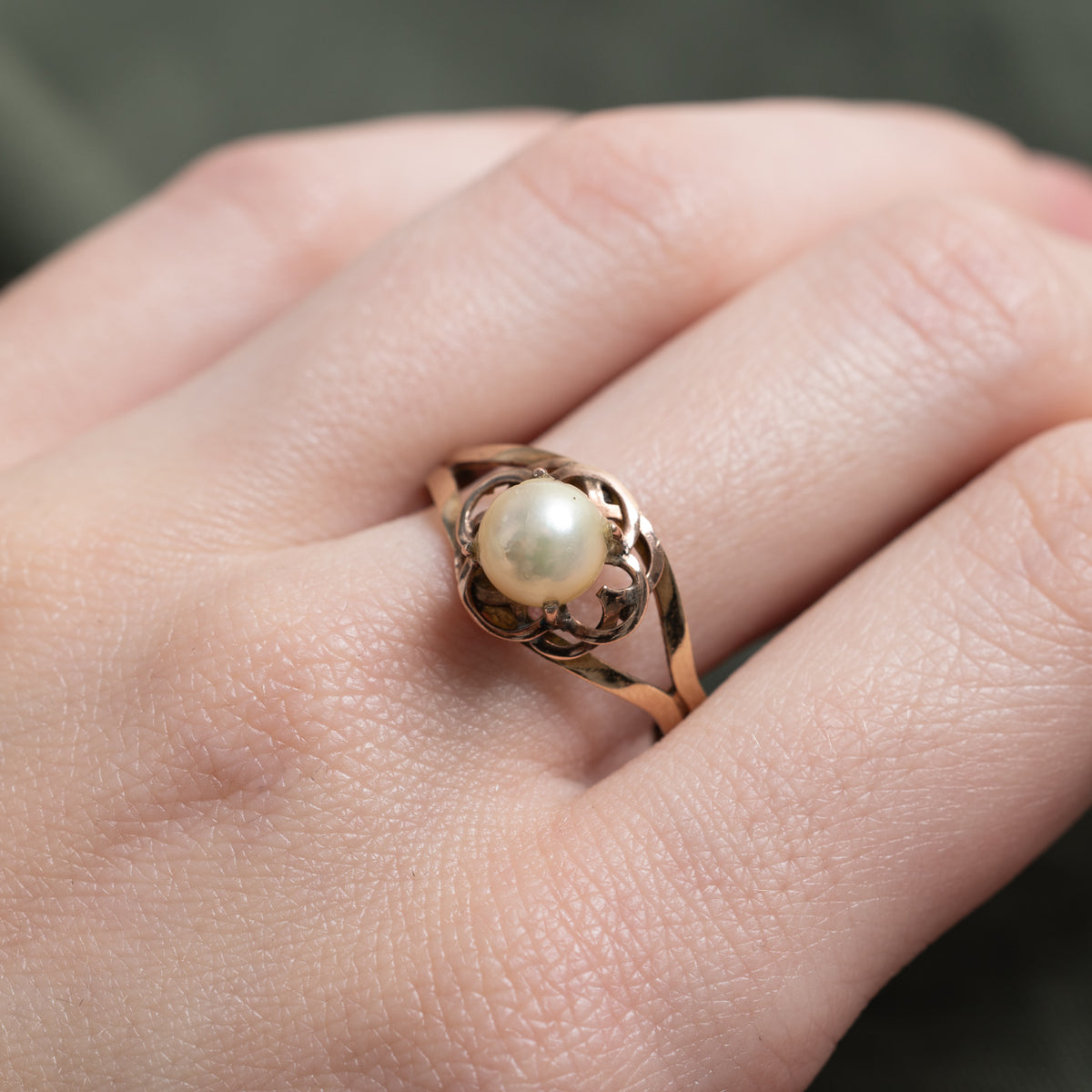 18k Solitaire Pearl Openwork Floral Ring | SZ 10.25