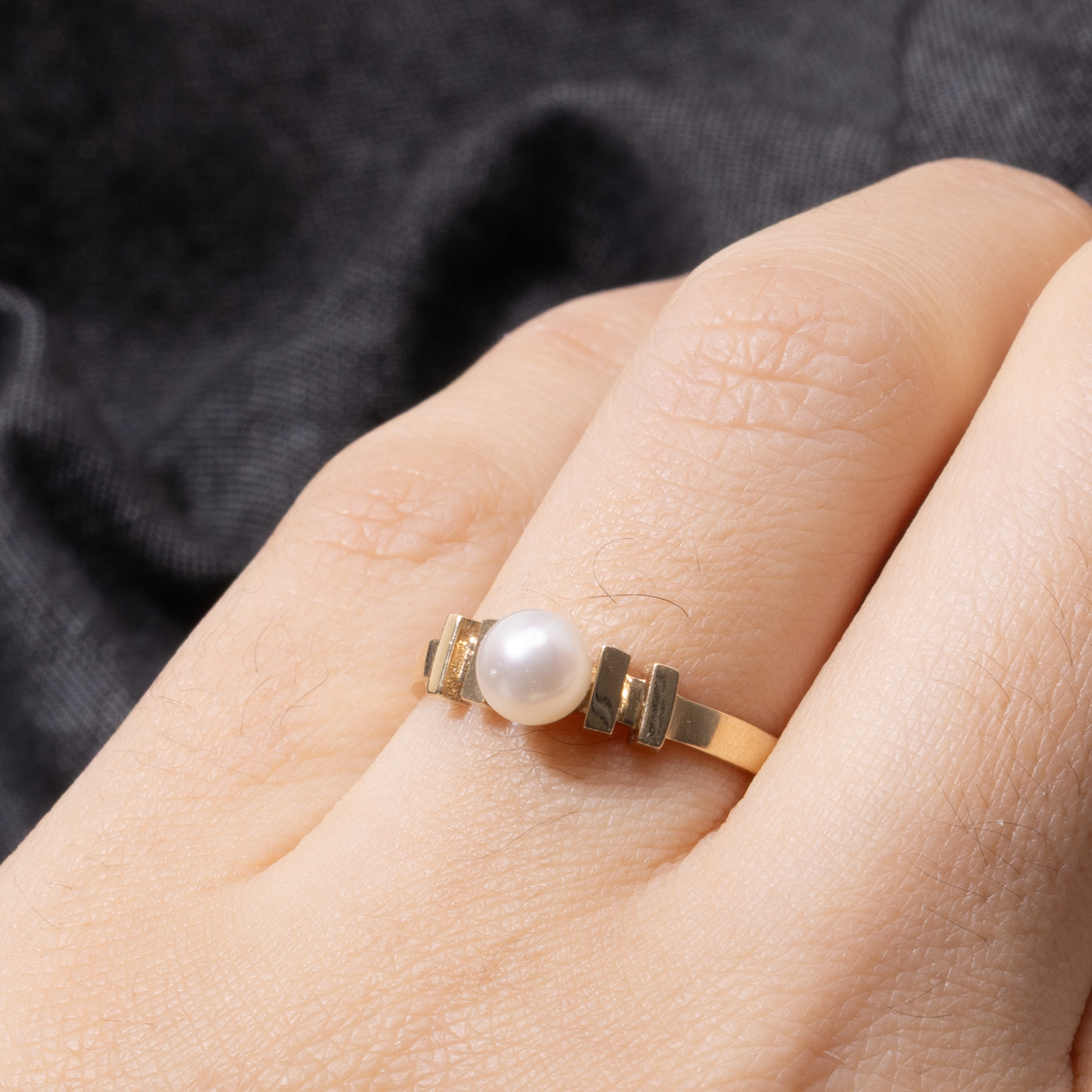 14k Pearl Geometric Ring | SZ 7