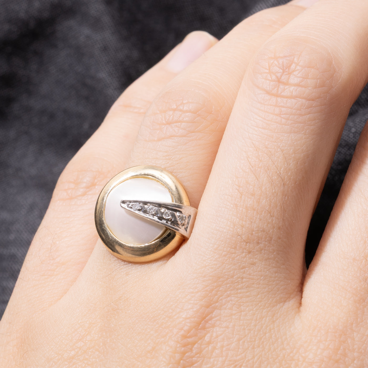 10k Mother of Pearl & Diamond Cocktail Ring | SZ 6.5