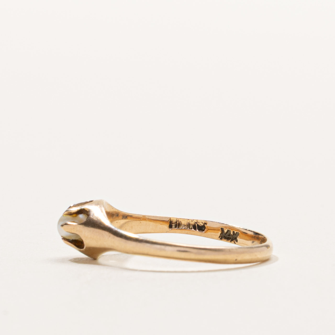 ‘Birks’ 14k Belcher Set Pearl Ring | SZ 4