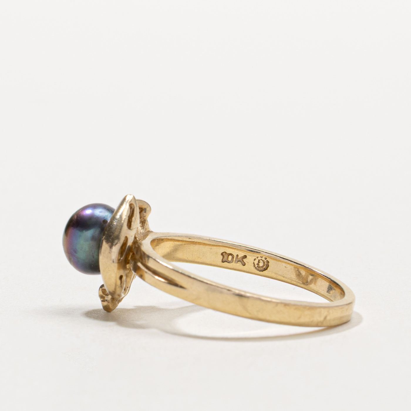 10k Pearl Floral Textured Ring | SZ 8