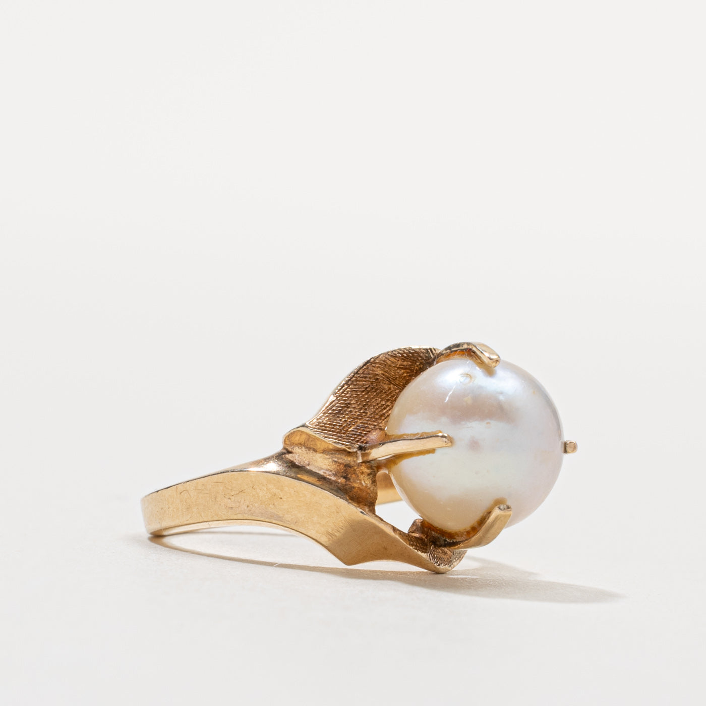 10k Prong Set Pearl Bypass Ring | SZ 6.75