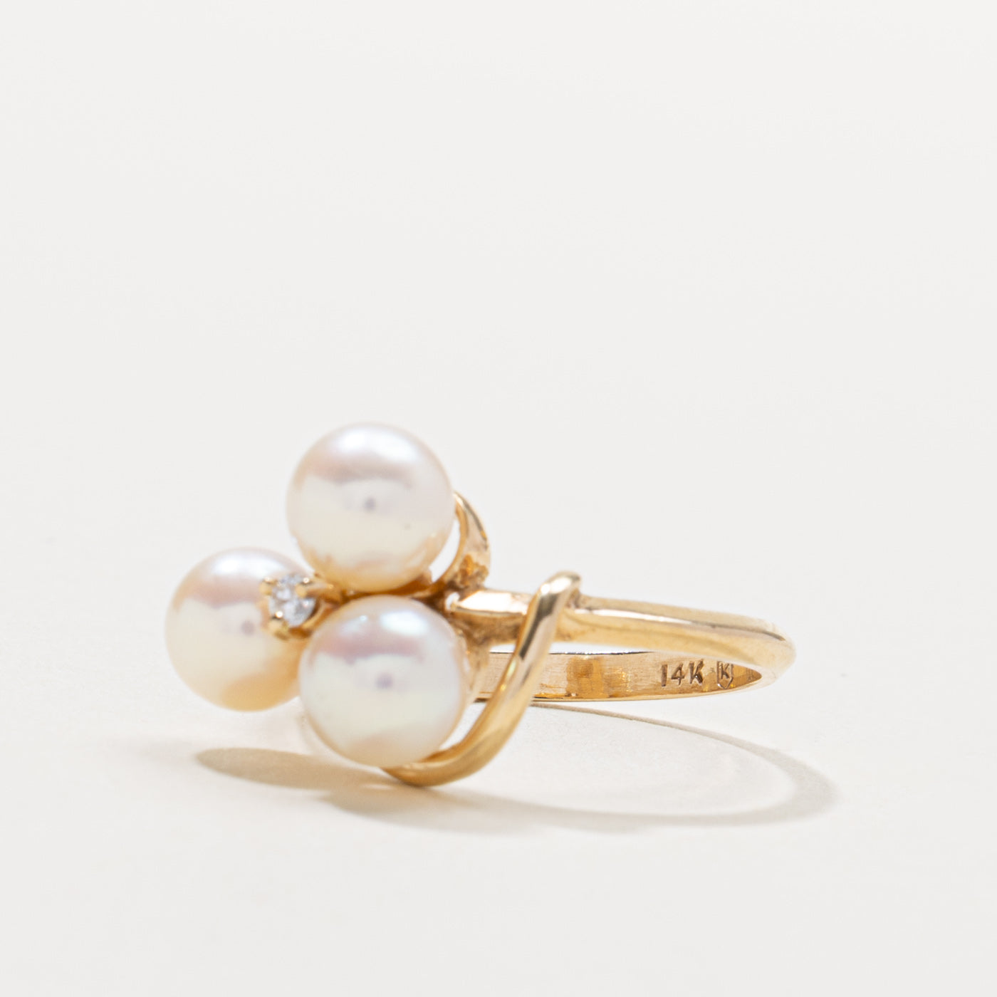 14k Three Stone Pearl & Diamond Cluster Ring | SZ 5.75