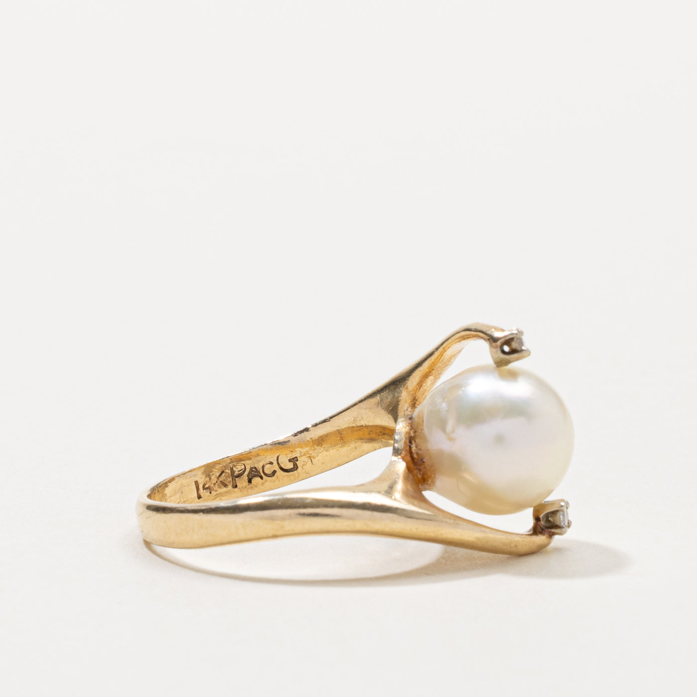 14k Pearl & Diamond Abstract Bypass Ring | SZ 4.5