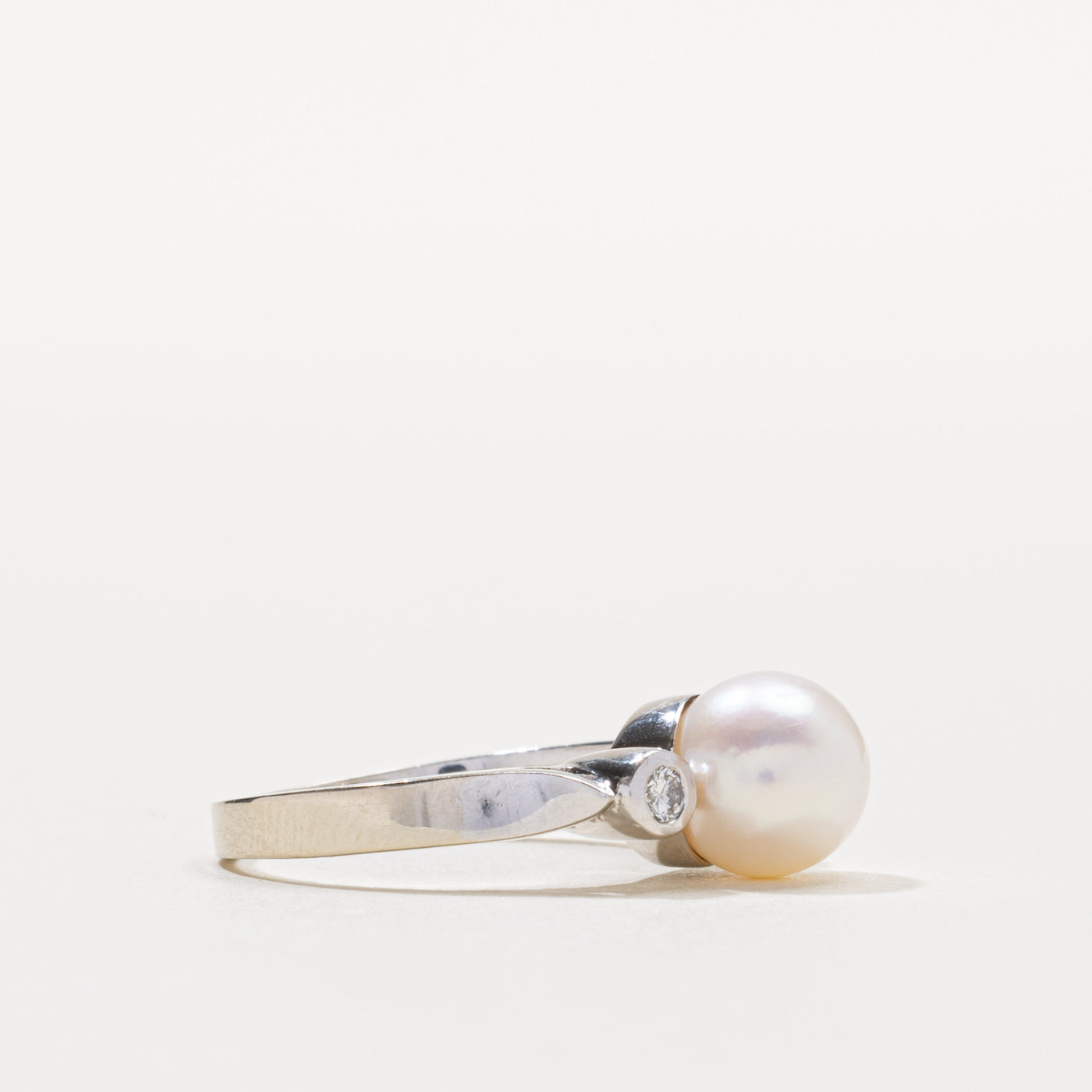 14k Pearl & Diamond Accented Ring | SZ 6.25