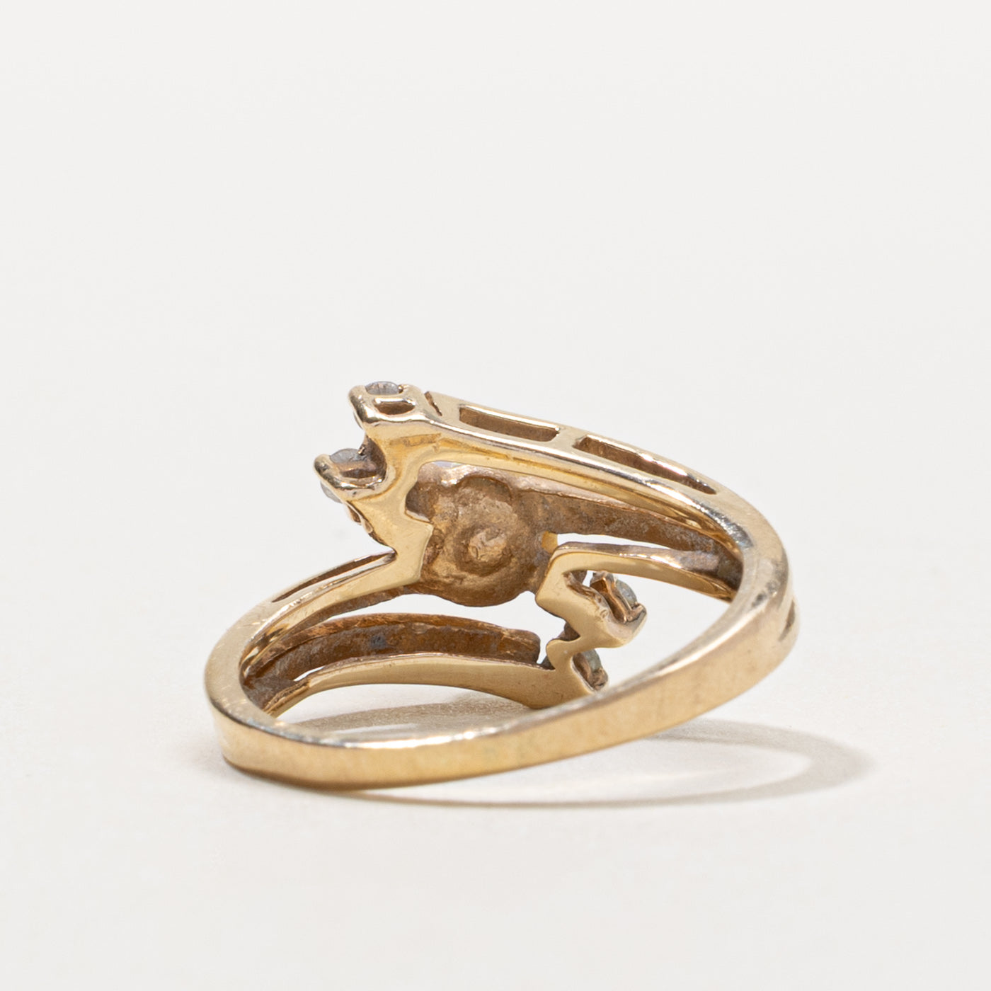 10k Pearl & Diamond Grooved Bypass Ring | SZ 4.5