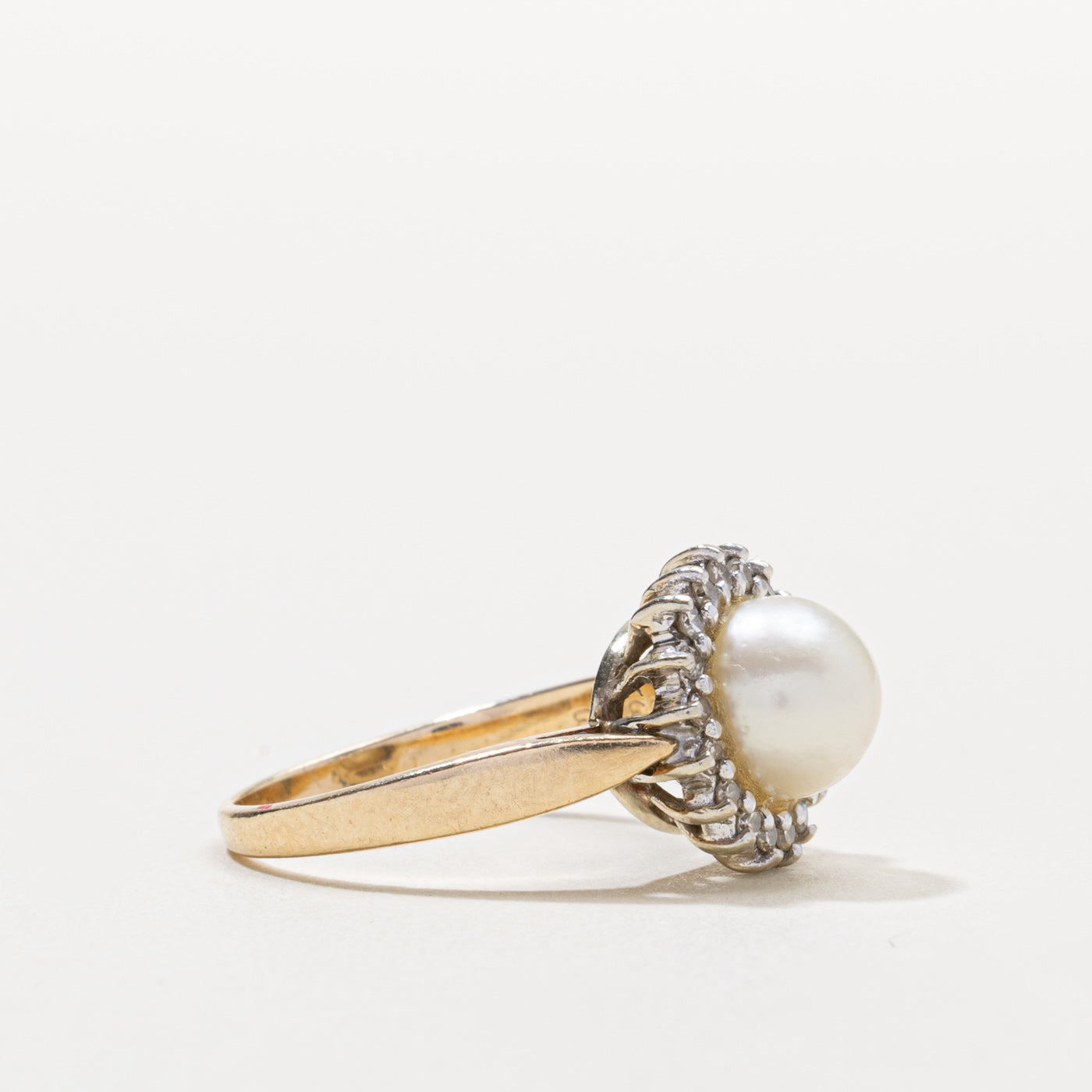 10k Pearl & Diamond Petal Halo Ring | SZ 8.5