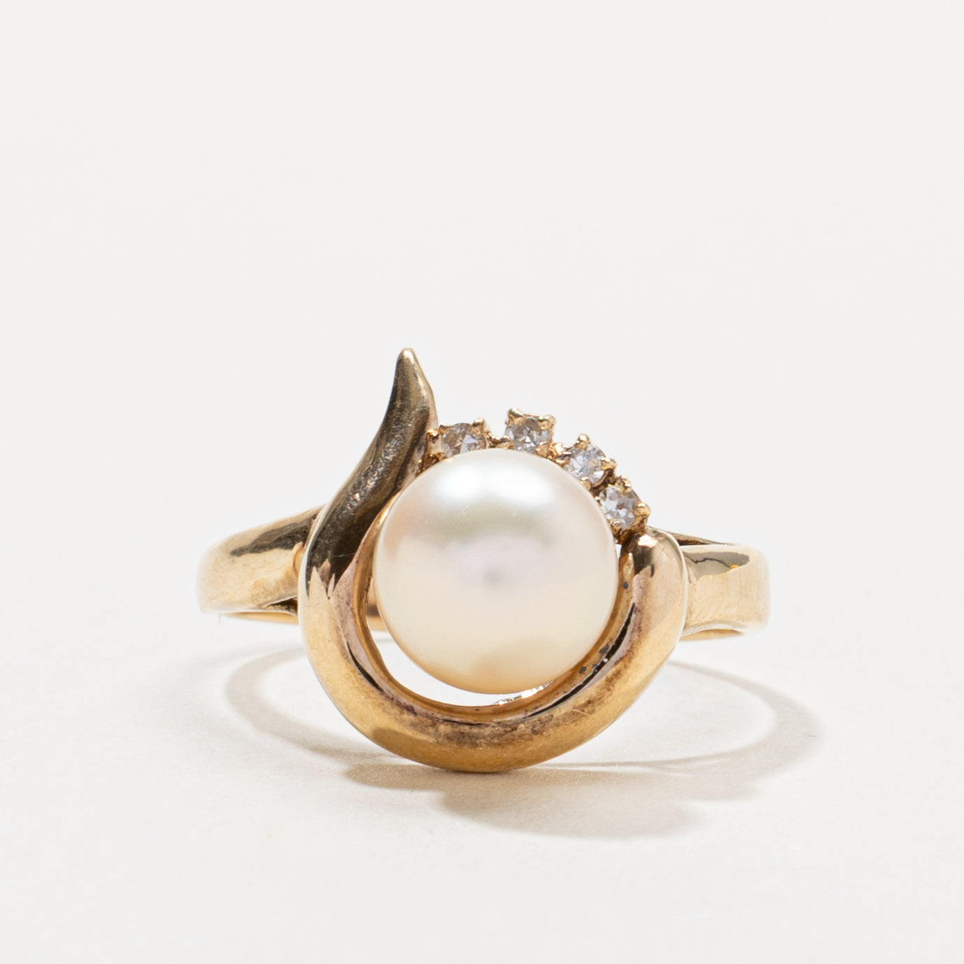 14k Pearl & Diamond Swirl Ring | SZ 7