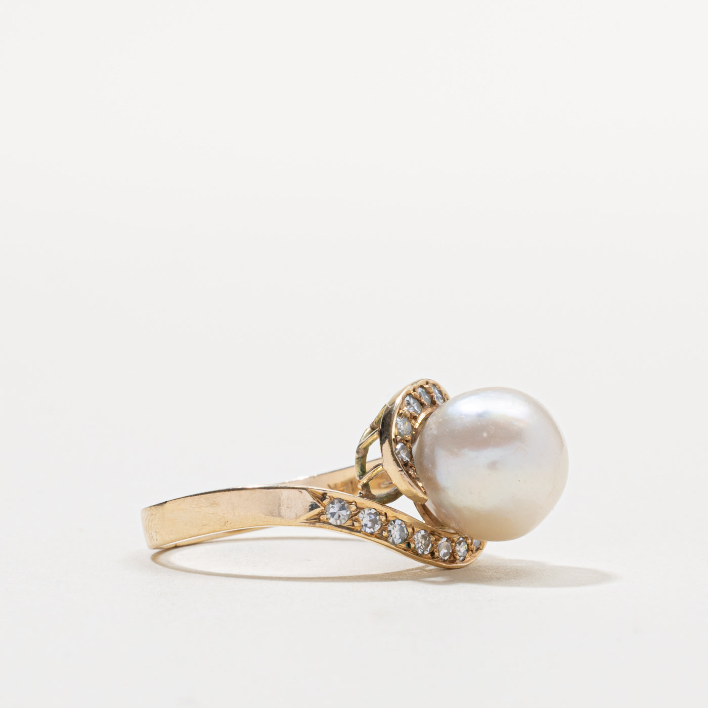 14k Pearl & Diamond Bypass Ring | SZ 8.5