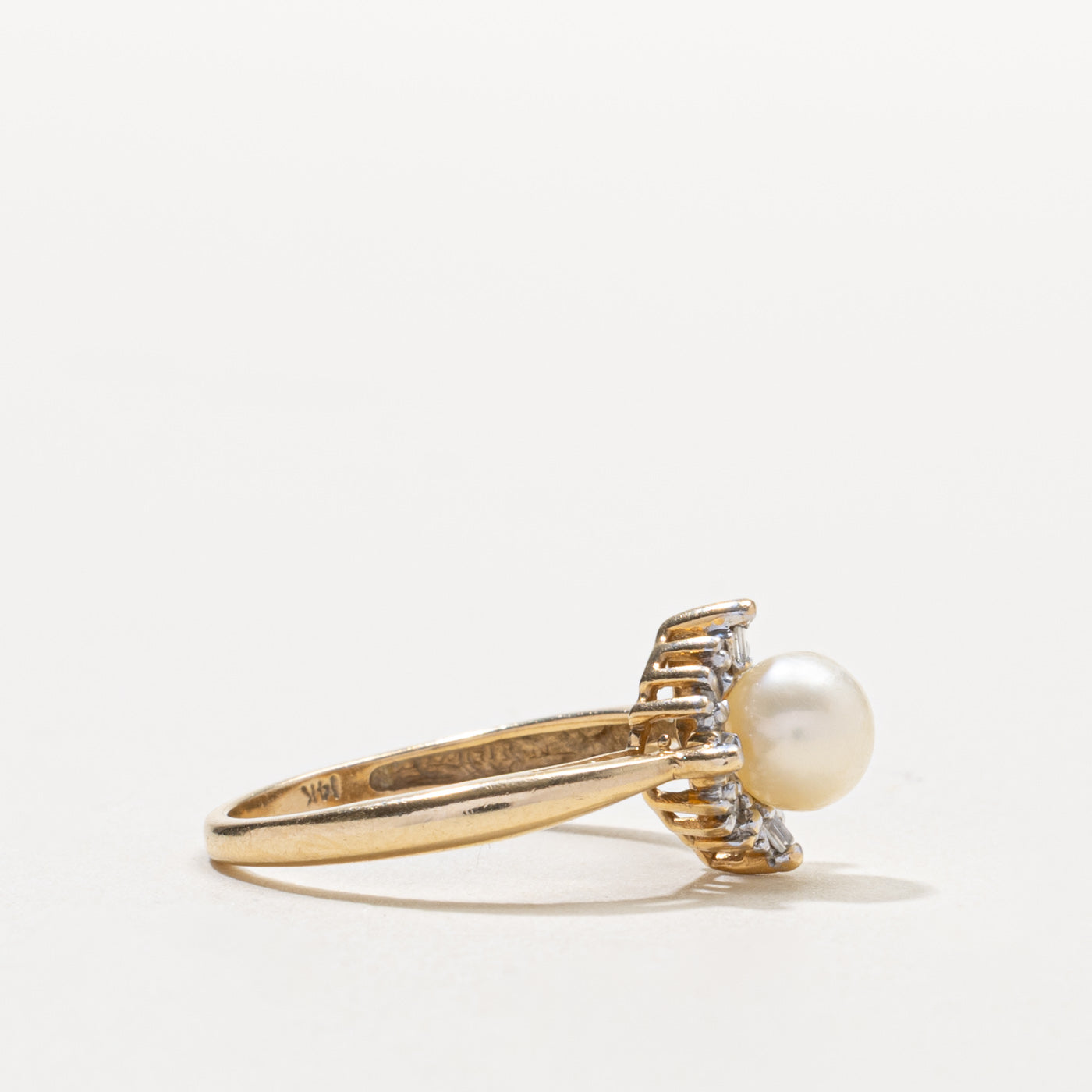 14k Pearl & Diamond Halo Ring | SZ 7