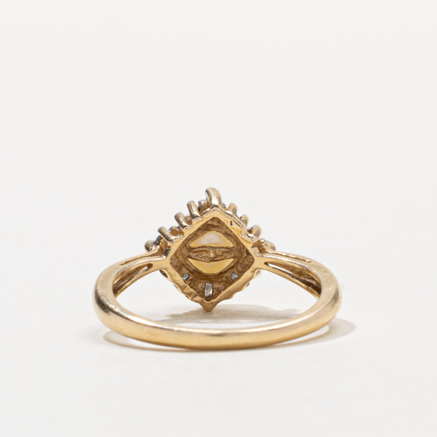 14k Pearl & Diamond Halo Ring | SZ 7