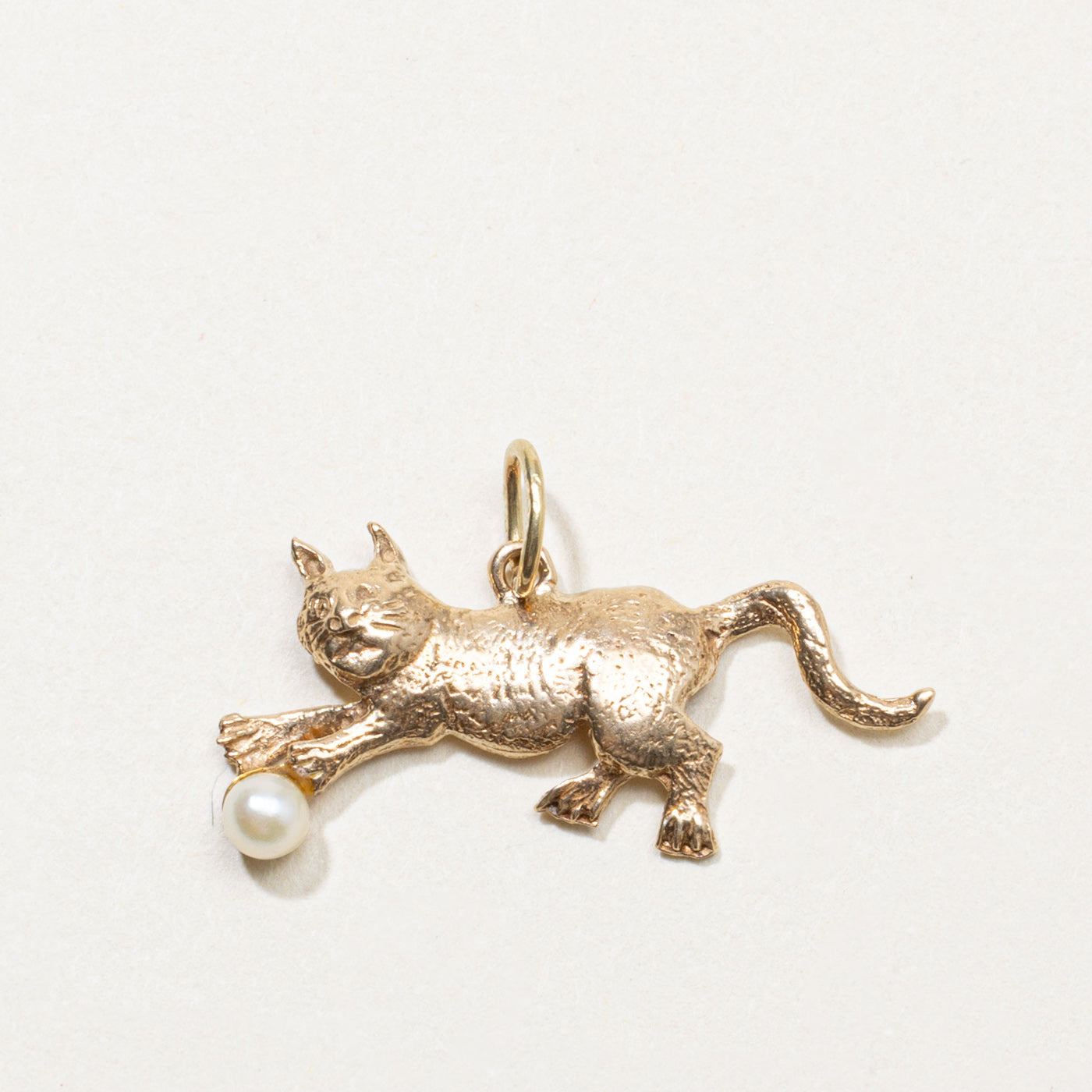 10k Pearl Cat Charm