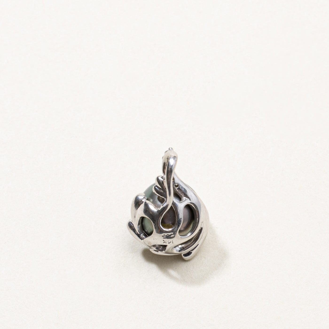 14k Black Pearl & Diamond Pendant