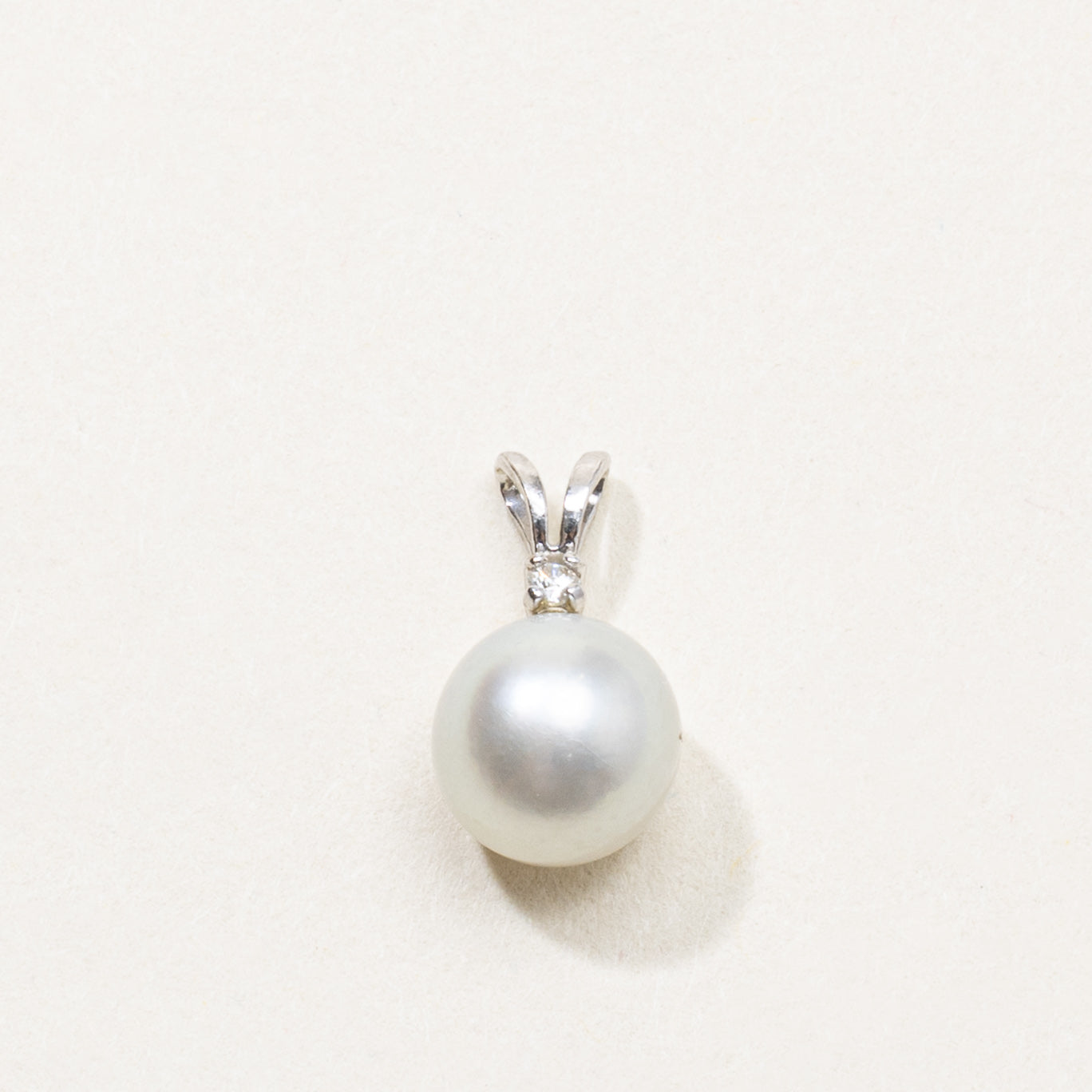 14k Pearl & Diamond Pendant