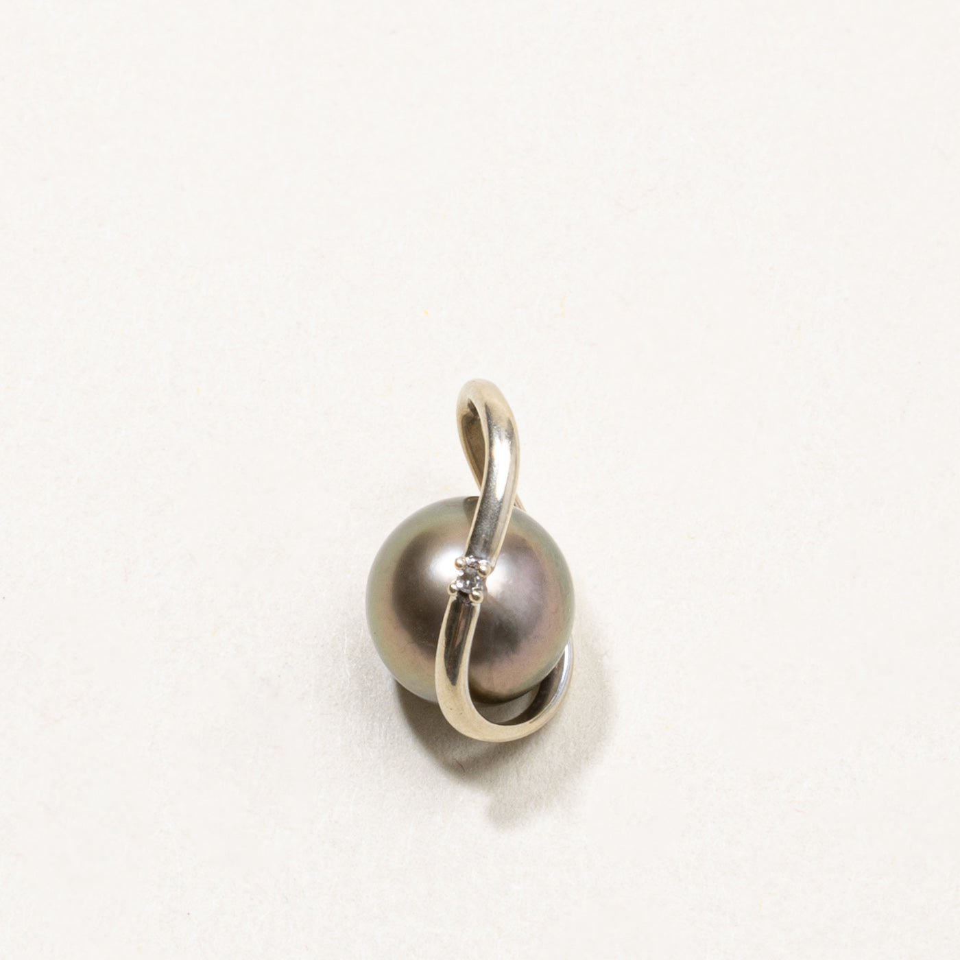 14k Pearl & Diamond Pendant