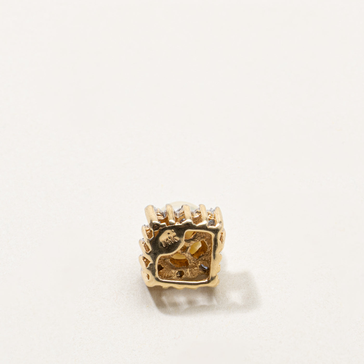 14k Pearl & Diamond Halo Pendant