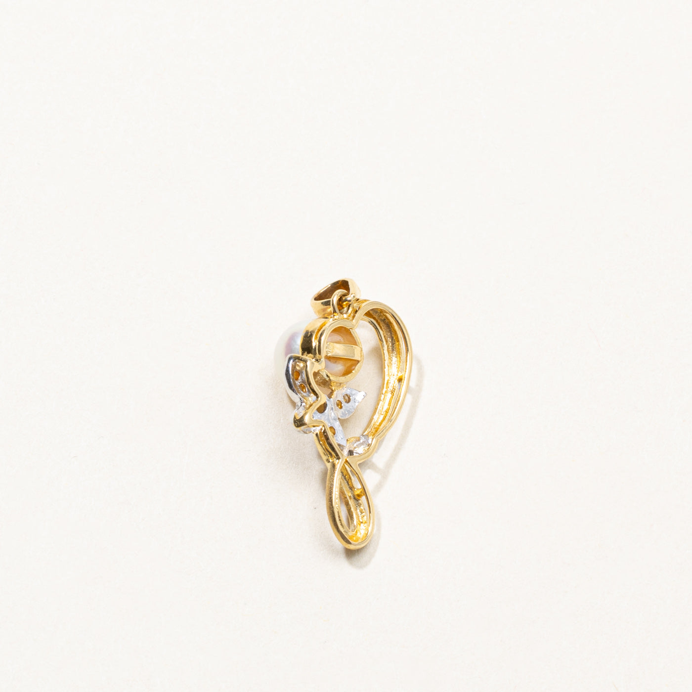 18k Pearl & Diamond Floral Pendant