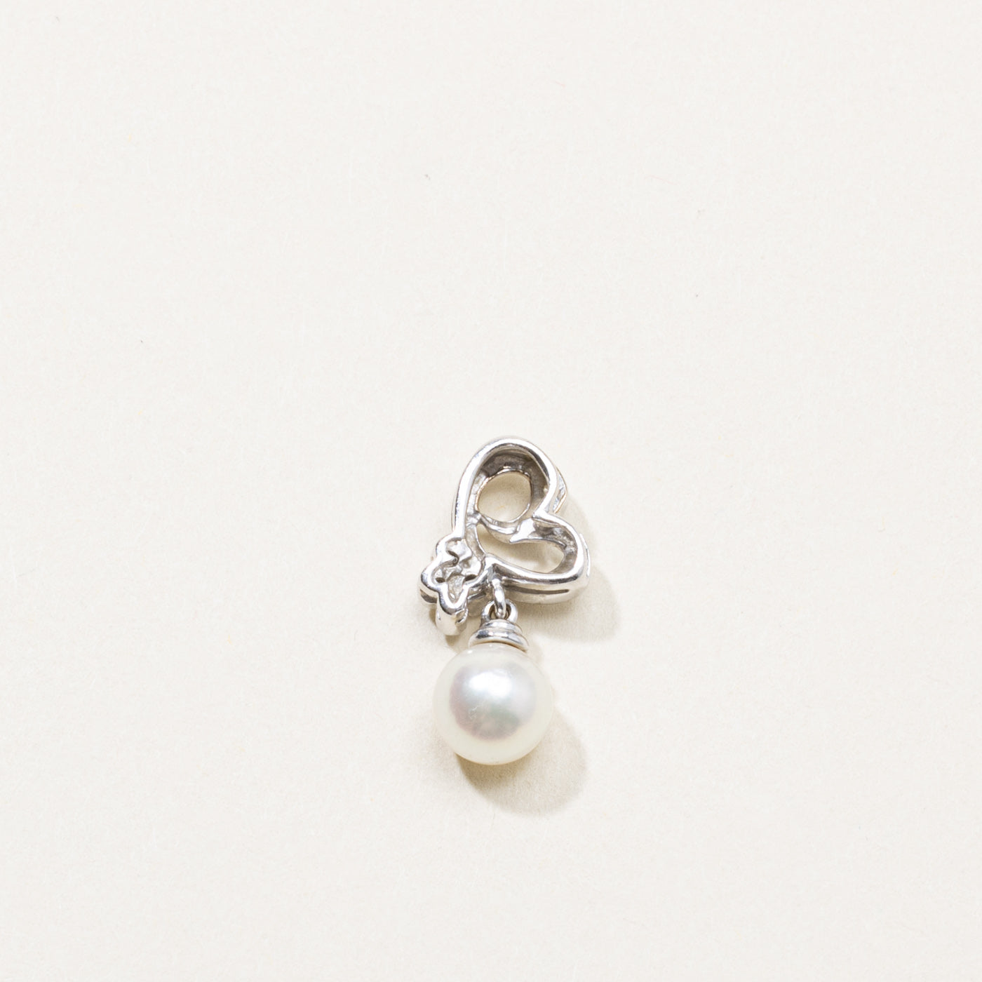 18k Pearl & Diamond Swirl Pendant
