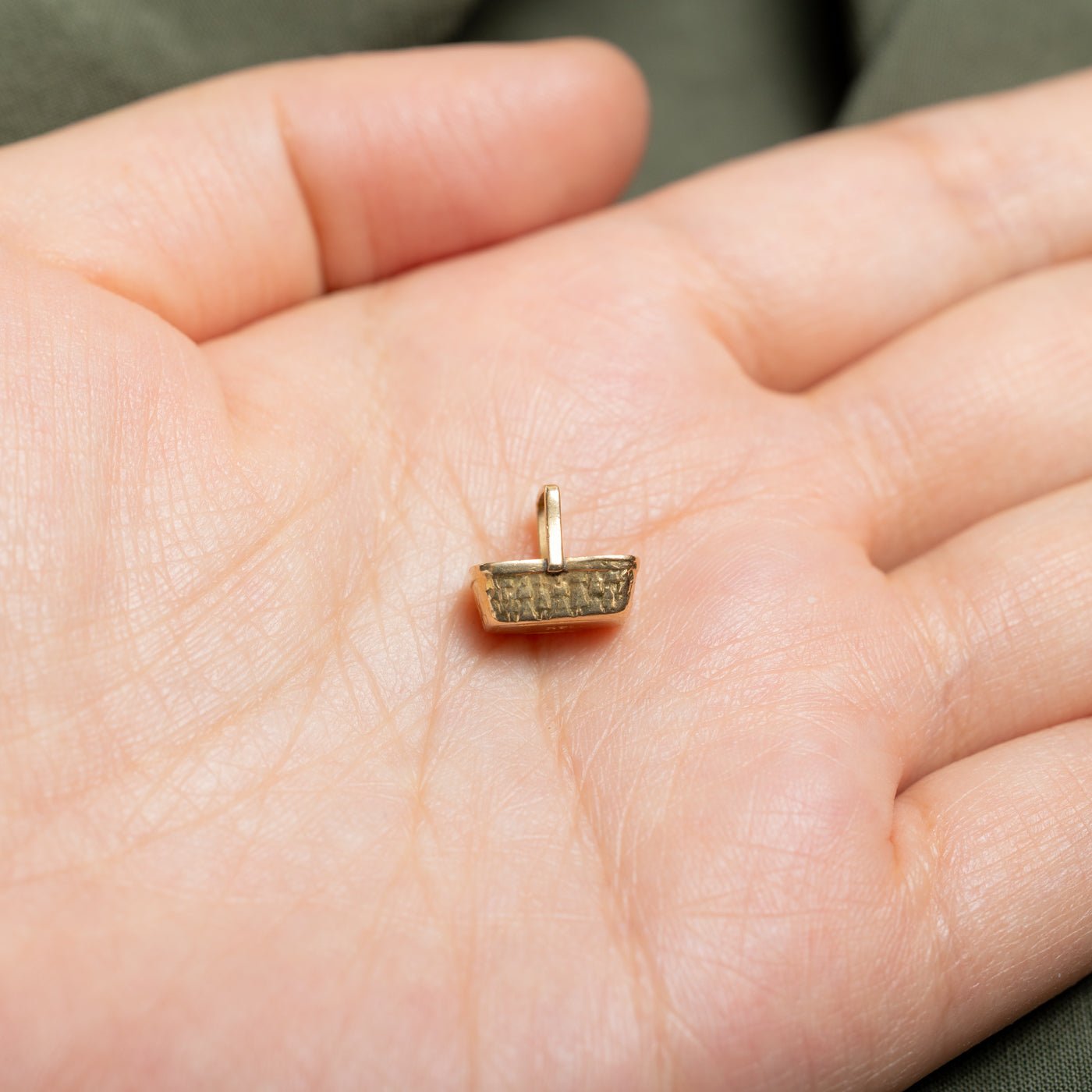 14k Yellow Gold Textured Basket Charm