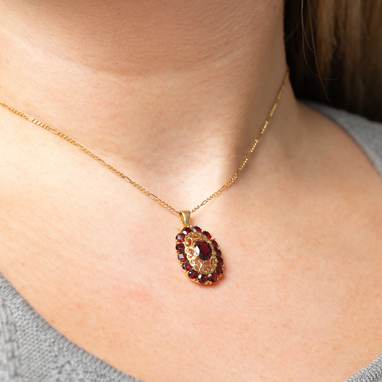 Garnet Necklace | 4.25ctw | 16" |