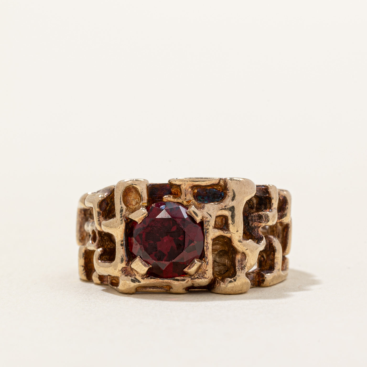 Synthetic Ruby RIng | 1.35ct | SZ 5.75 |