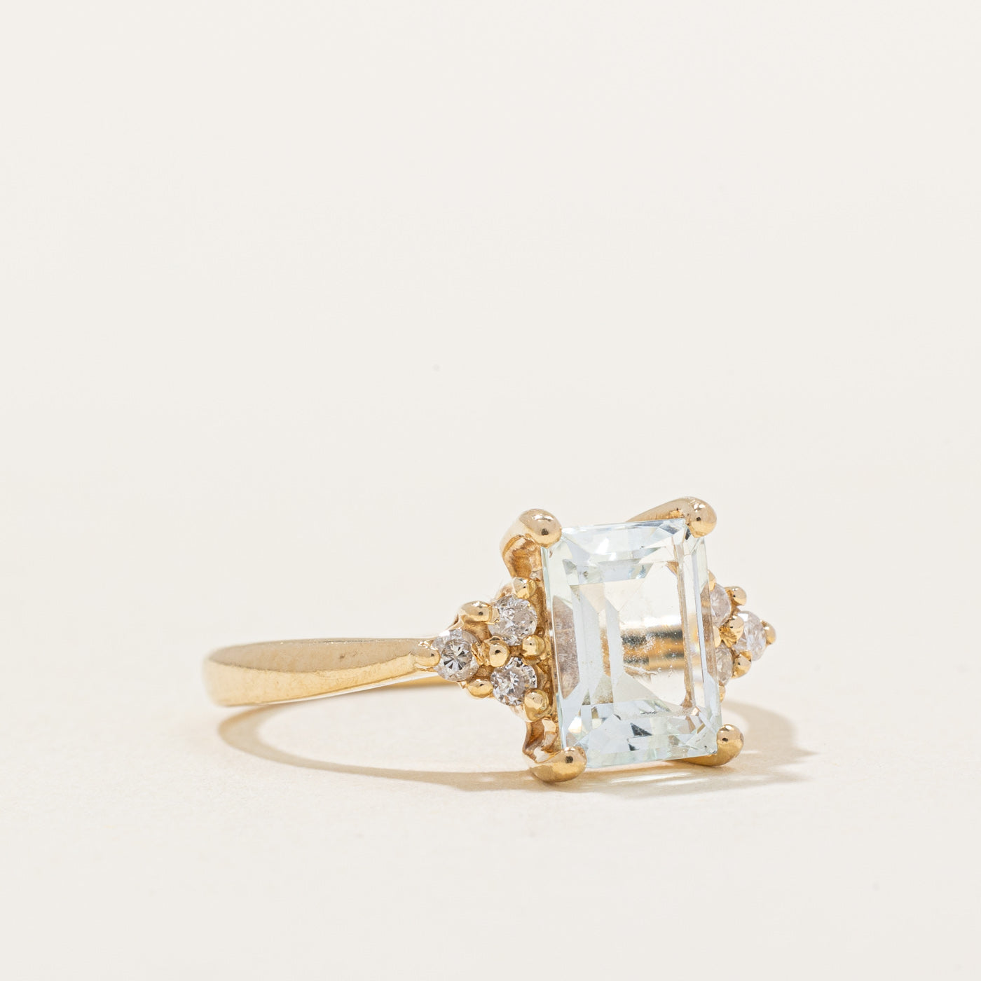 Aquamarine & Diamond Ring | 1.20ct, 0.09ctw | SZ 4.75 |