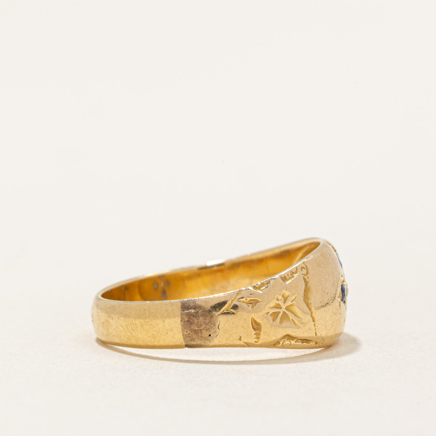 Flush Set Sapphire & Diamond Ring | 0.08ctw, 0.02ct | SZ 7 |