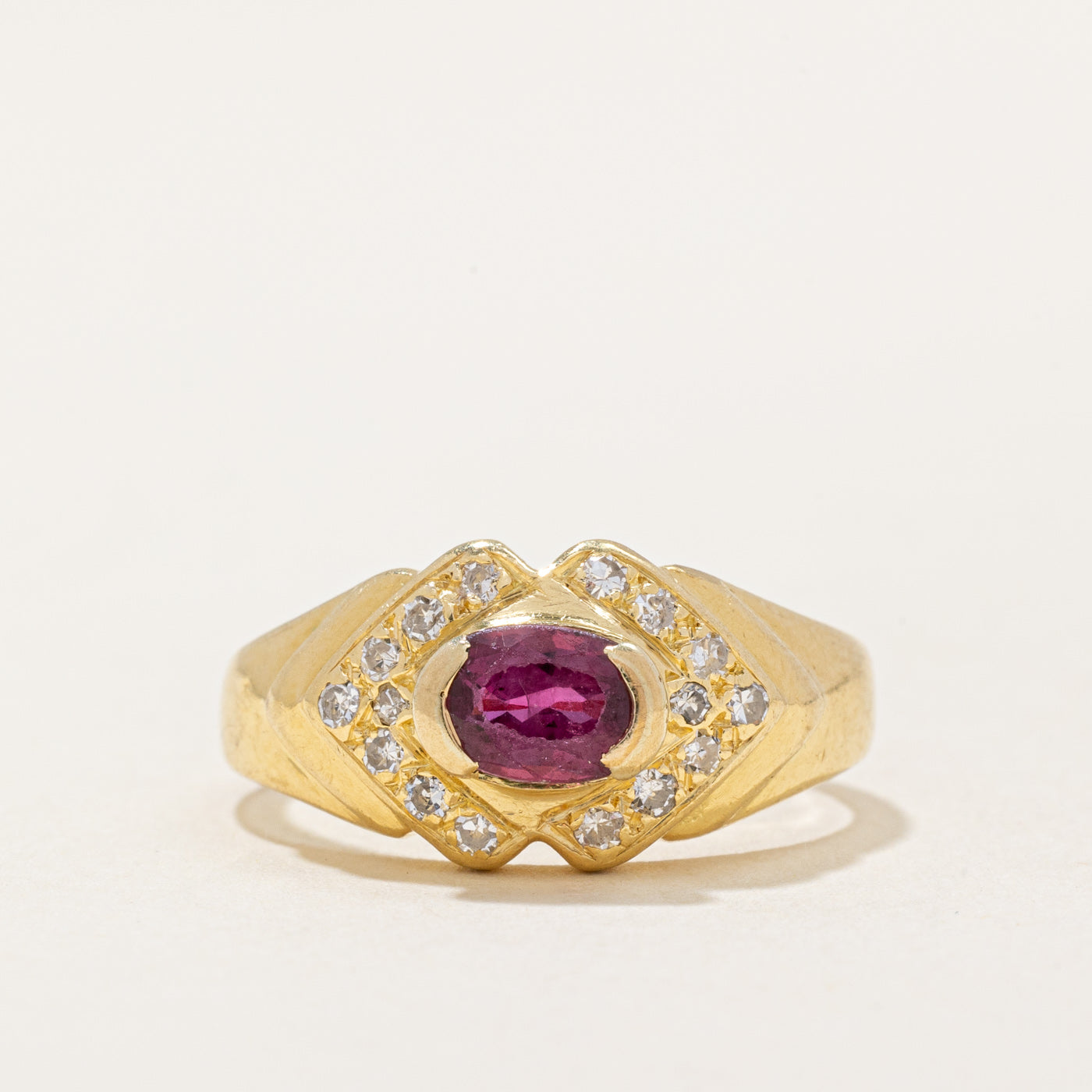 Ruby & Diamond Ring | 0.65ct, 0.16ctw | SZ 6 |